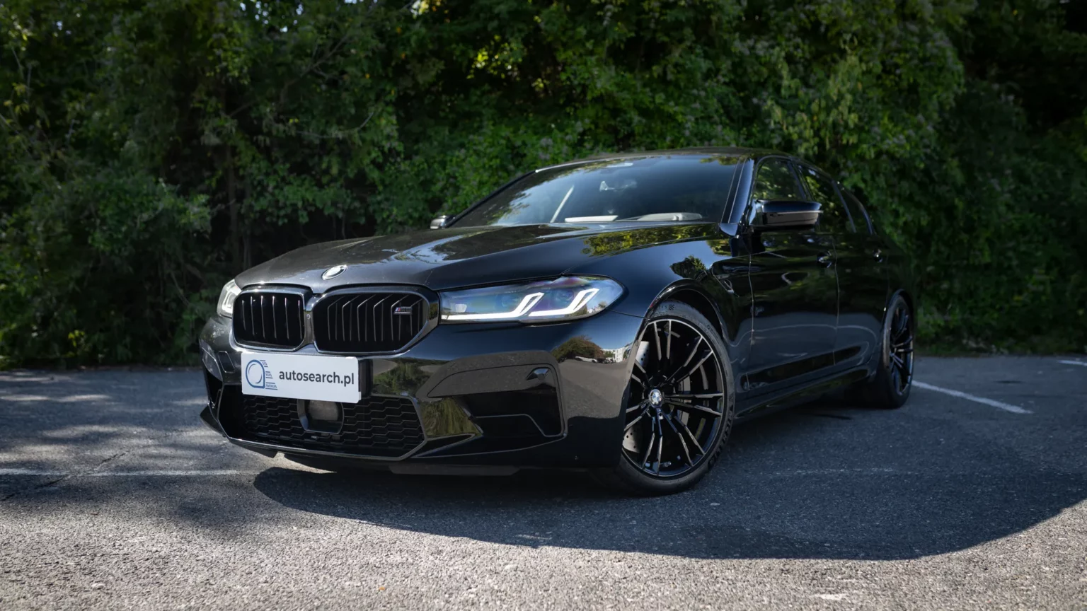 Zdjęcie sylwetki pojazdu BMW M5 Competition generacji F90