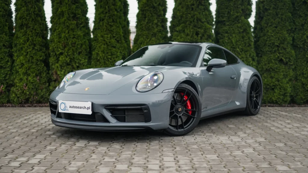 Porsche 911 4 GTS przód