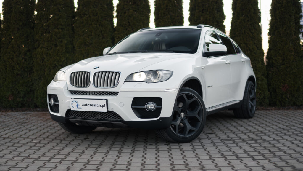 BMW X6 40d xDrive biały lewy przód