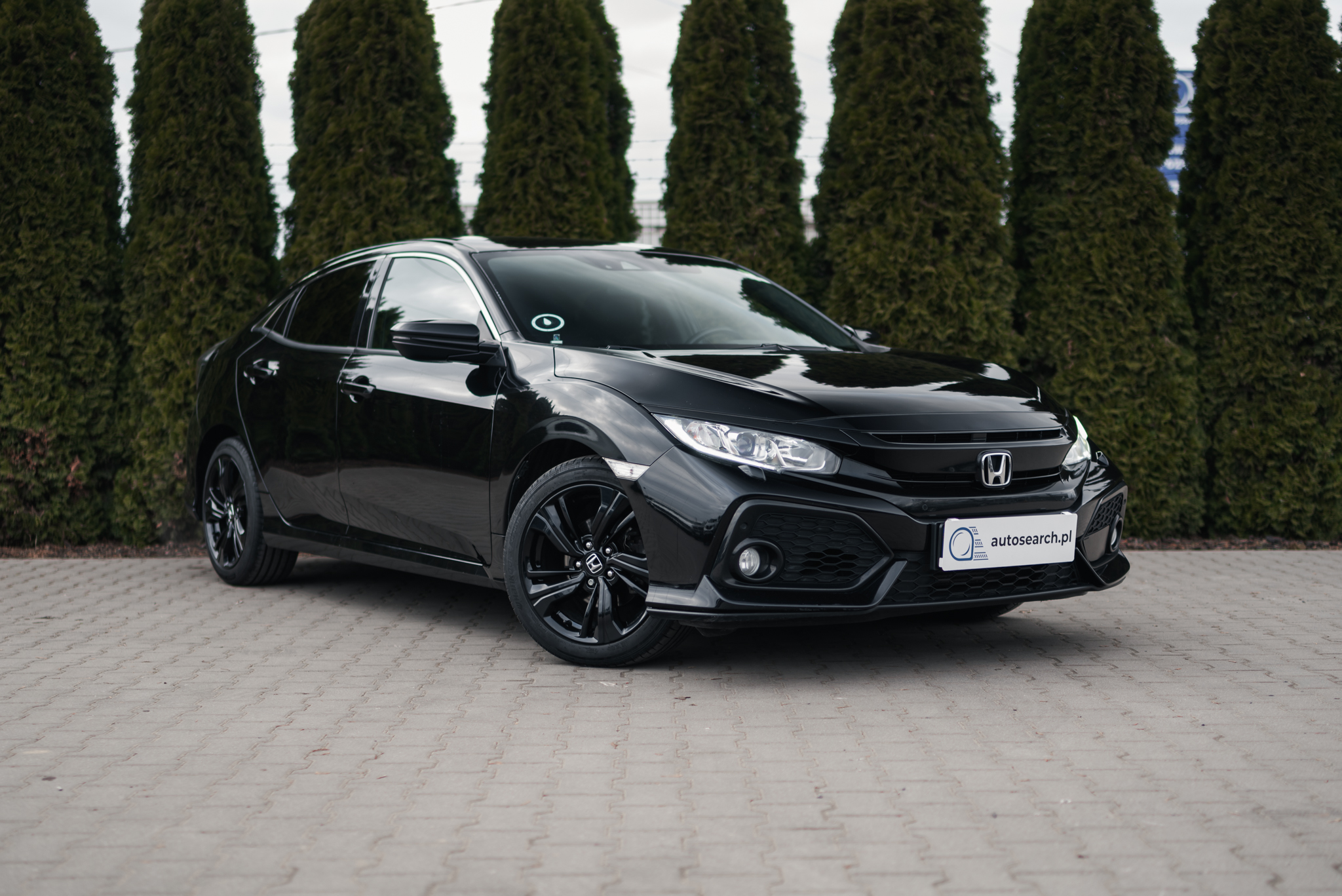 honda-civic-1-0-vtec-turbo-mt-black-3