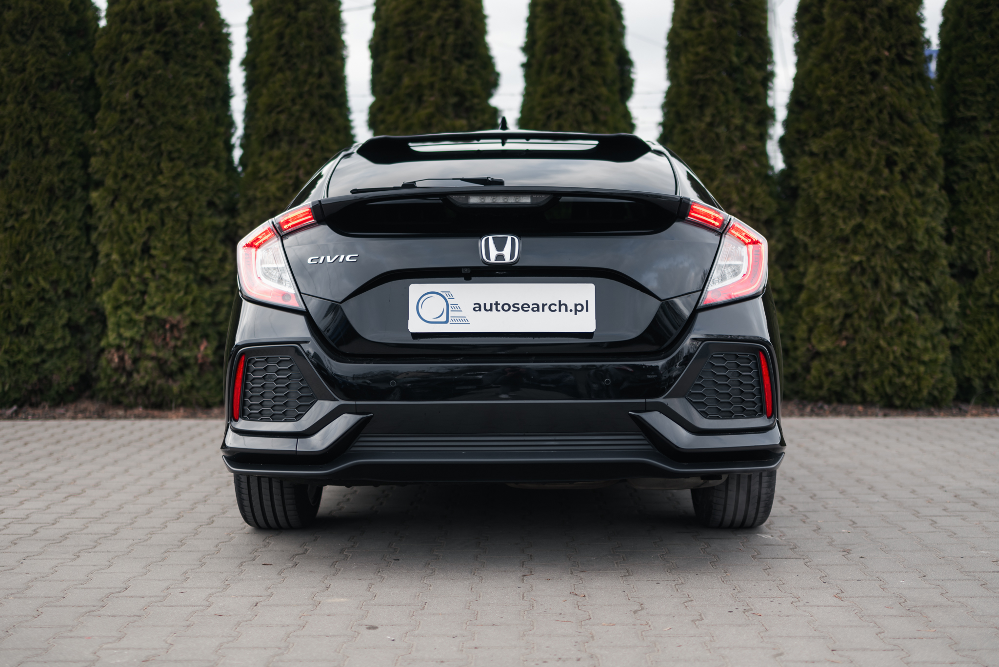 honda-civic-1-0-vtec-turbo-mt-black-5