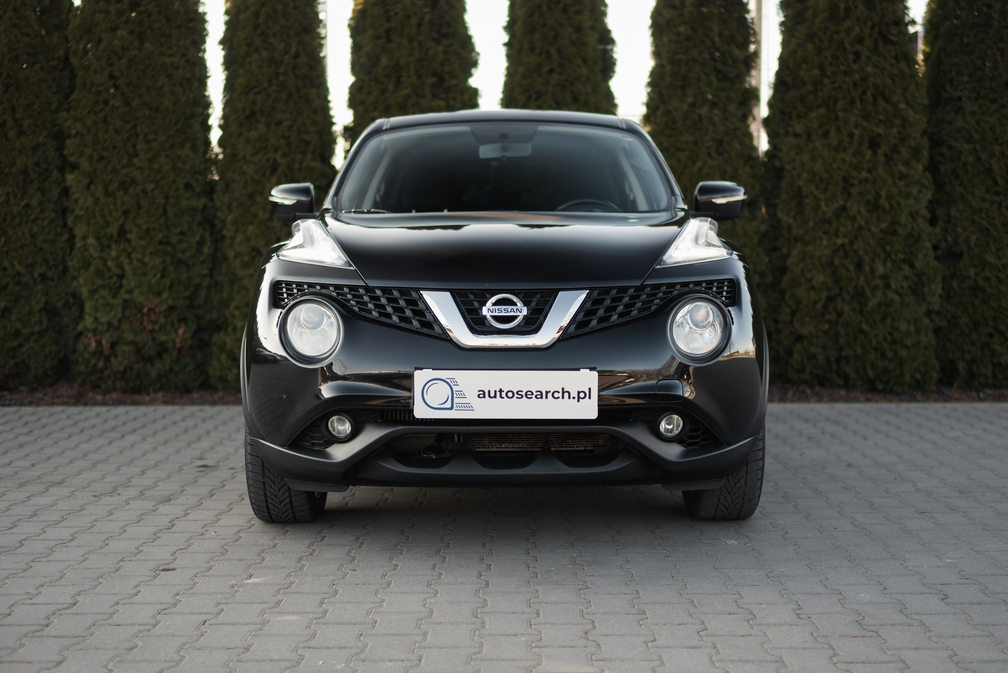 nissan-juke-fl-1-2-dig-t-mt-black-2015-2