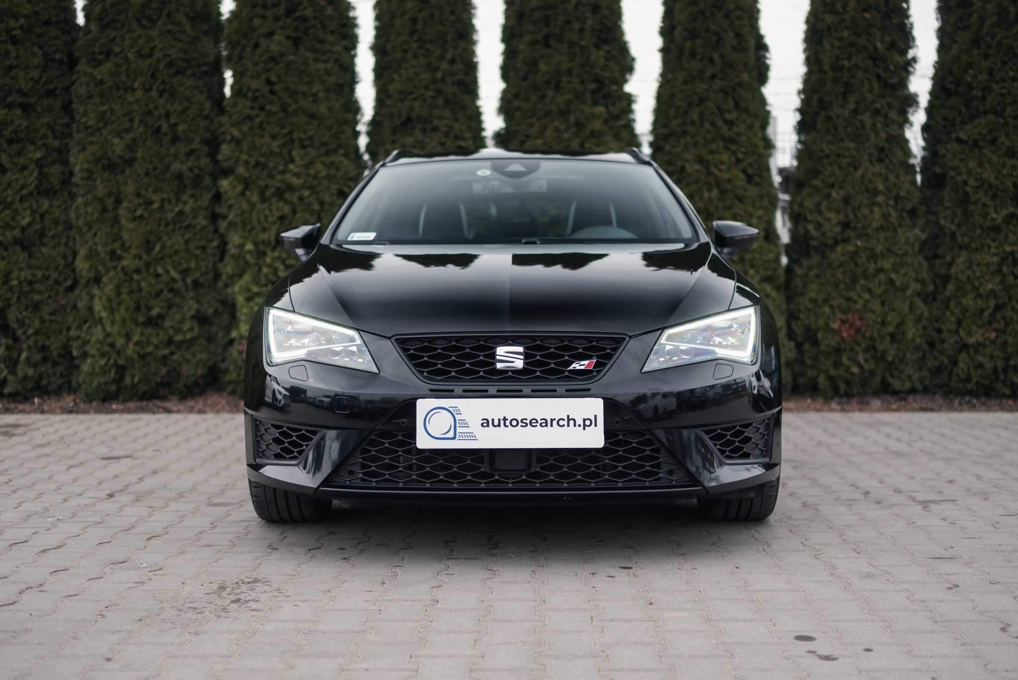 seat-leon-st-cupra-280-dsg-black-2