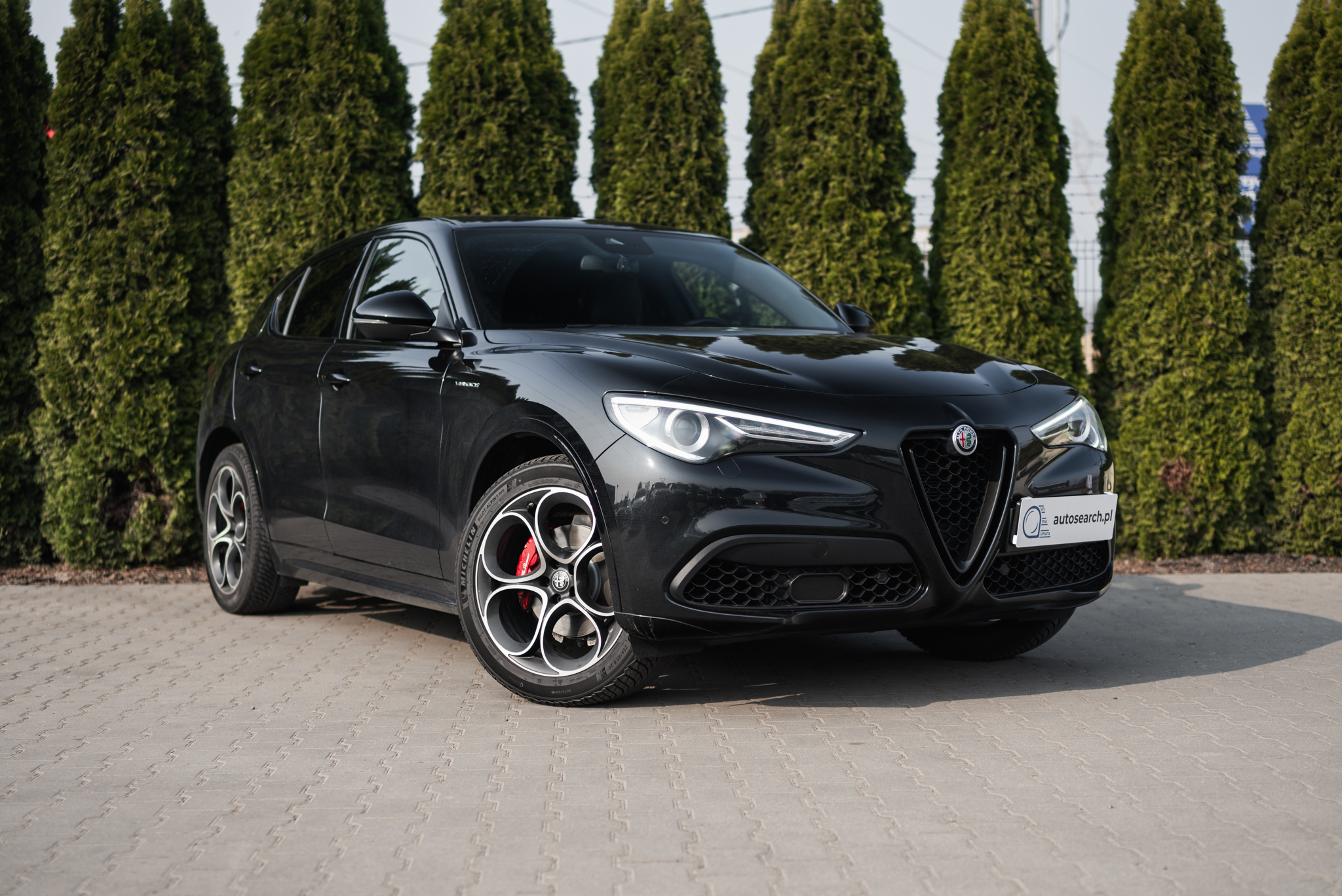 alfa-romeo-stelvio-veloce-black-2022-3