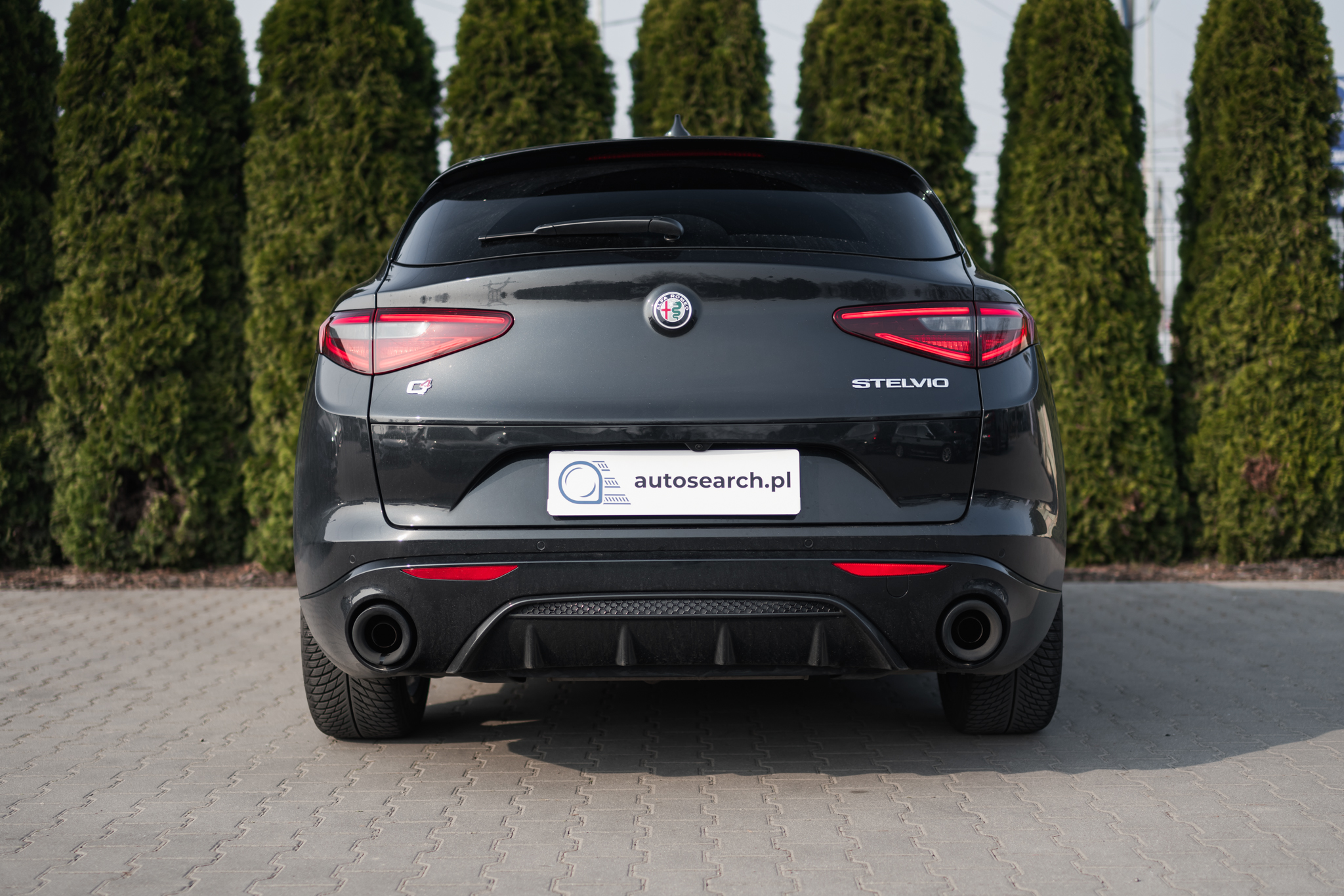 alfa-romeo-stelvio-veloce-black-2022-5