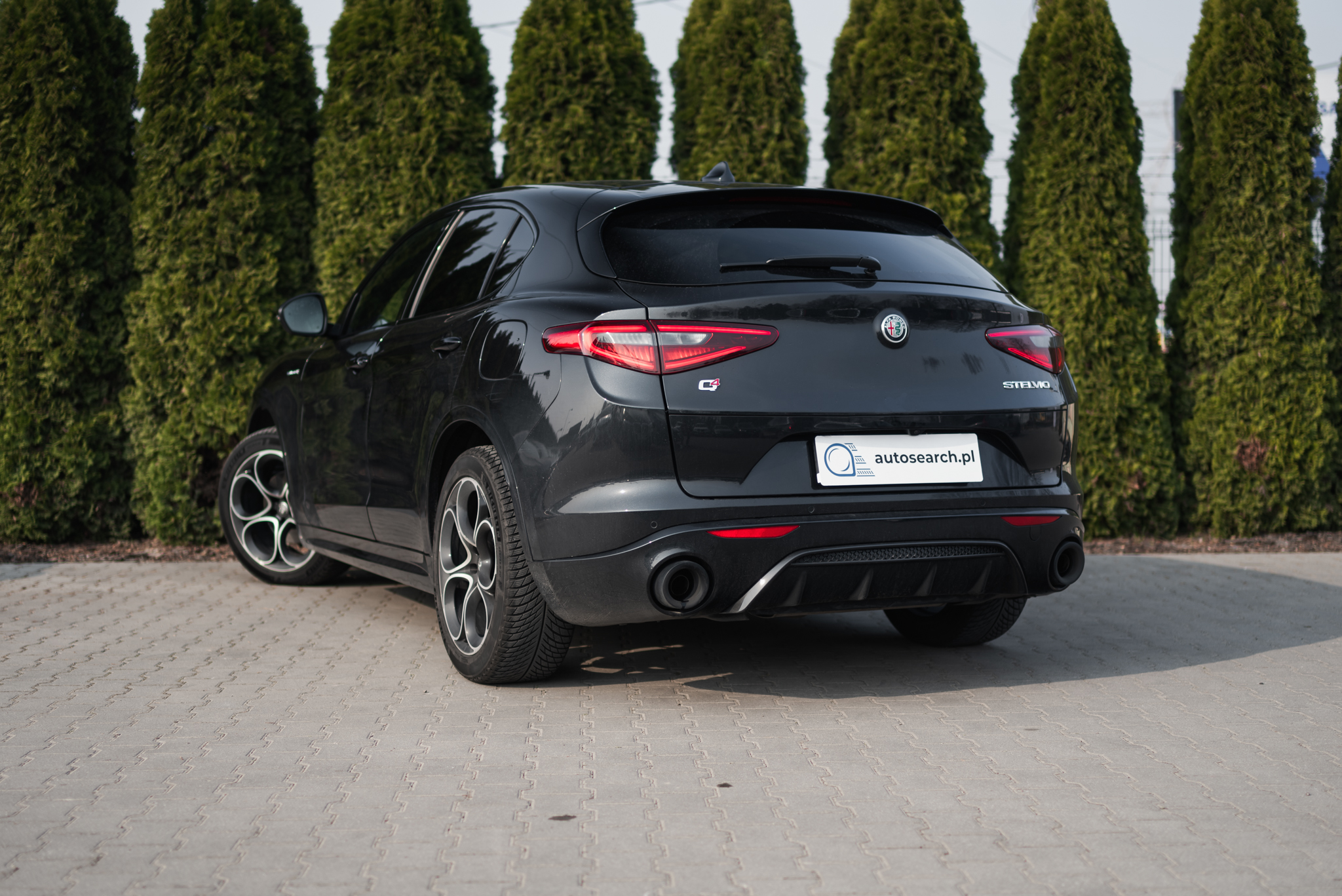 alfa-romeo-stelvio-veloce-black-2022-6