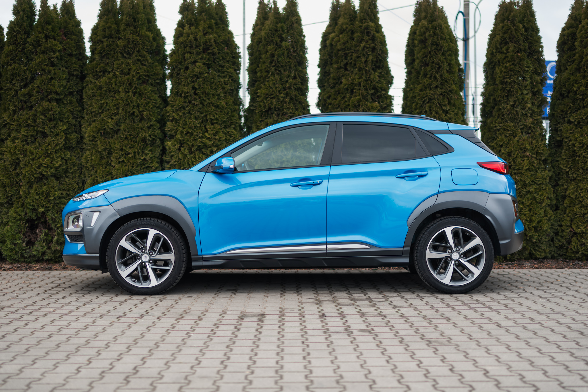 hyundai-kona-1-6-crdi-dct-4wd-blue-lagoon-7