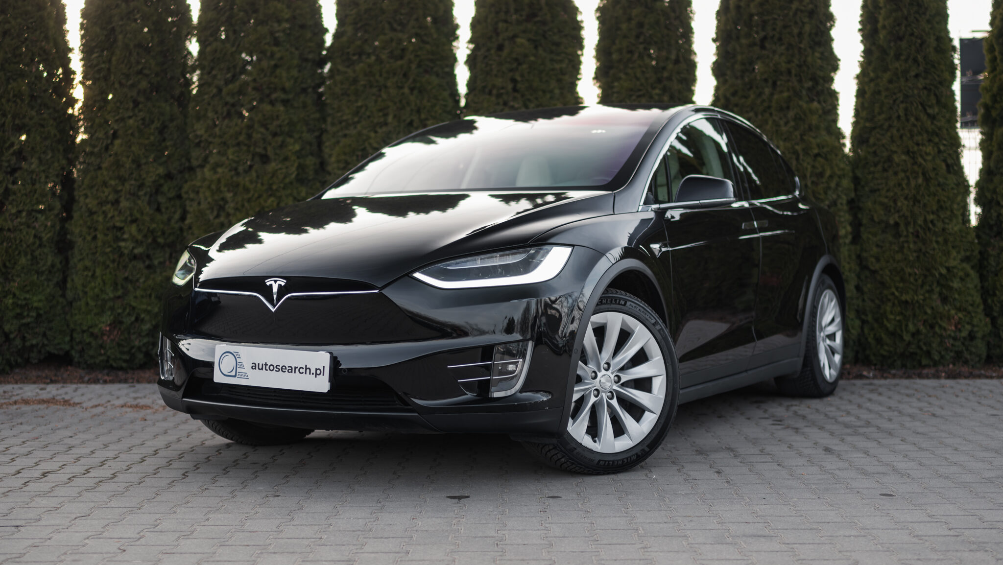 tesla-model-x-100d-black-1