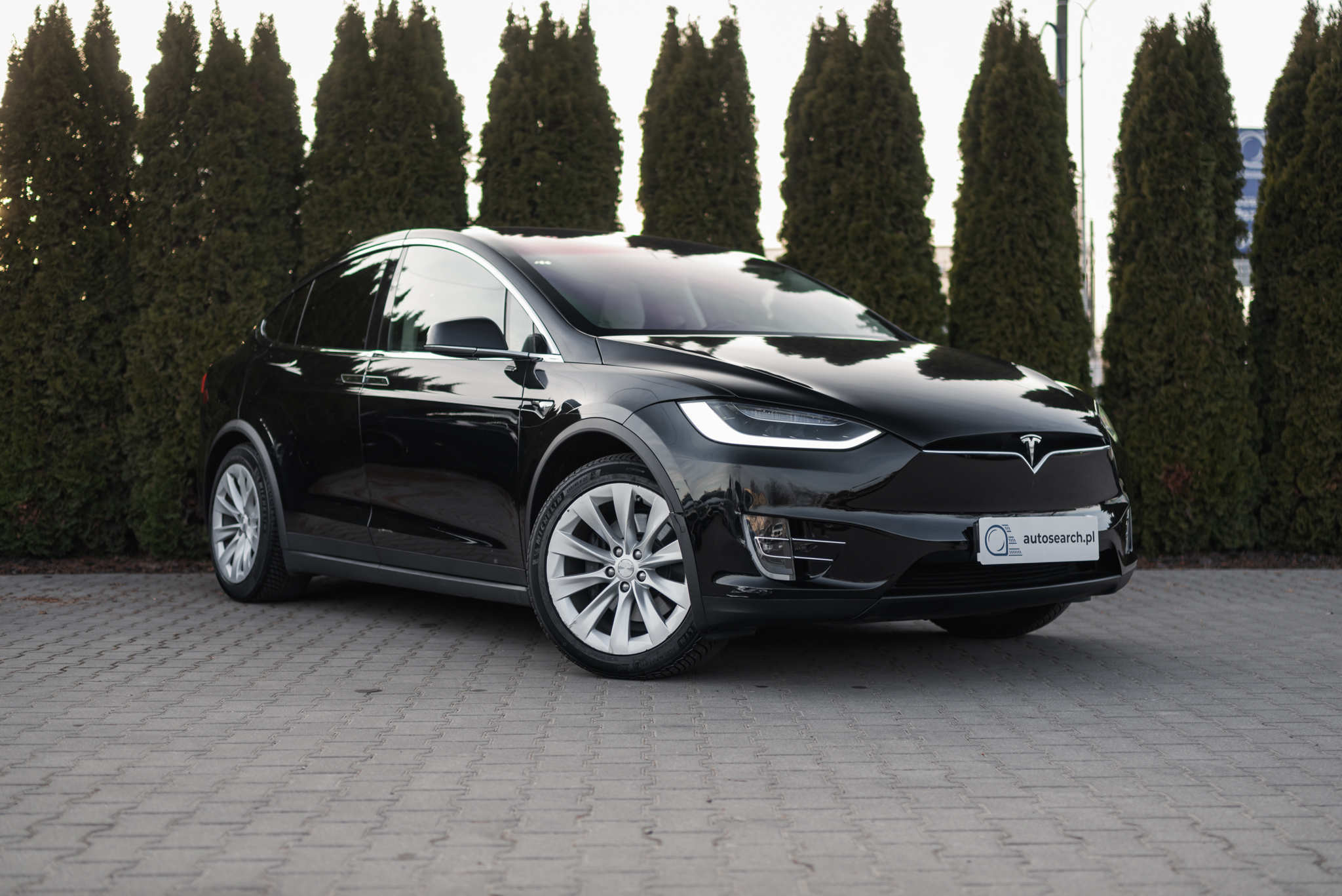 tesla-model-x-100d-black-3