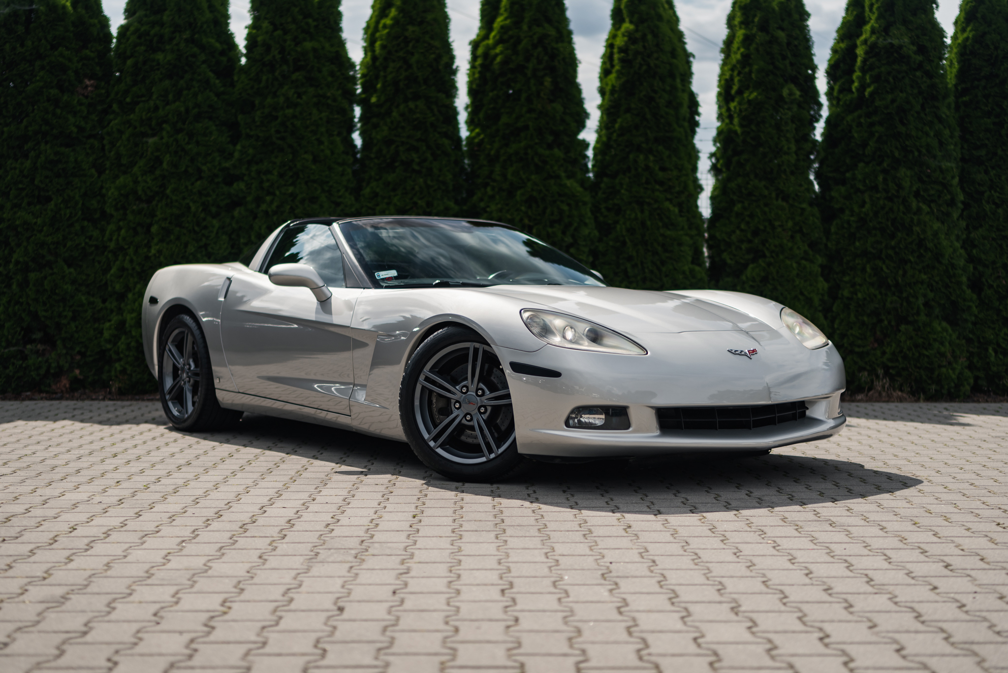 chevrolet-corvette-c6-6-0-v8-mt-silver-2007-3