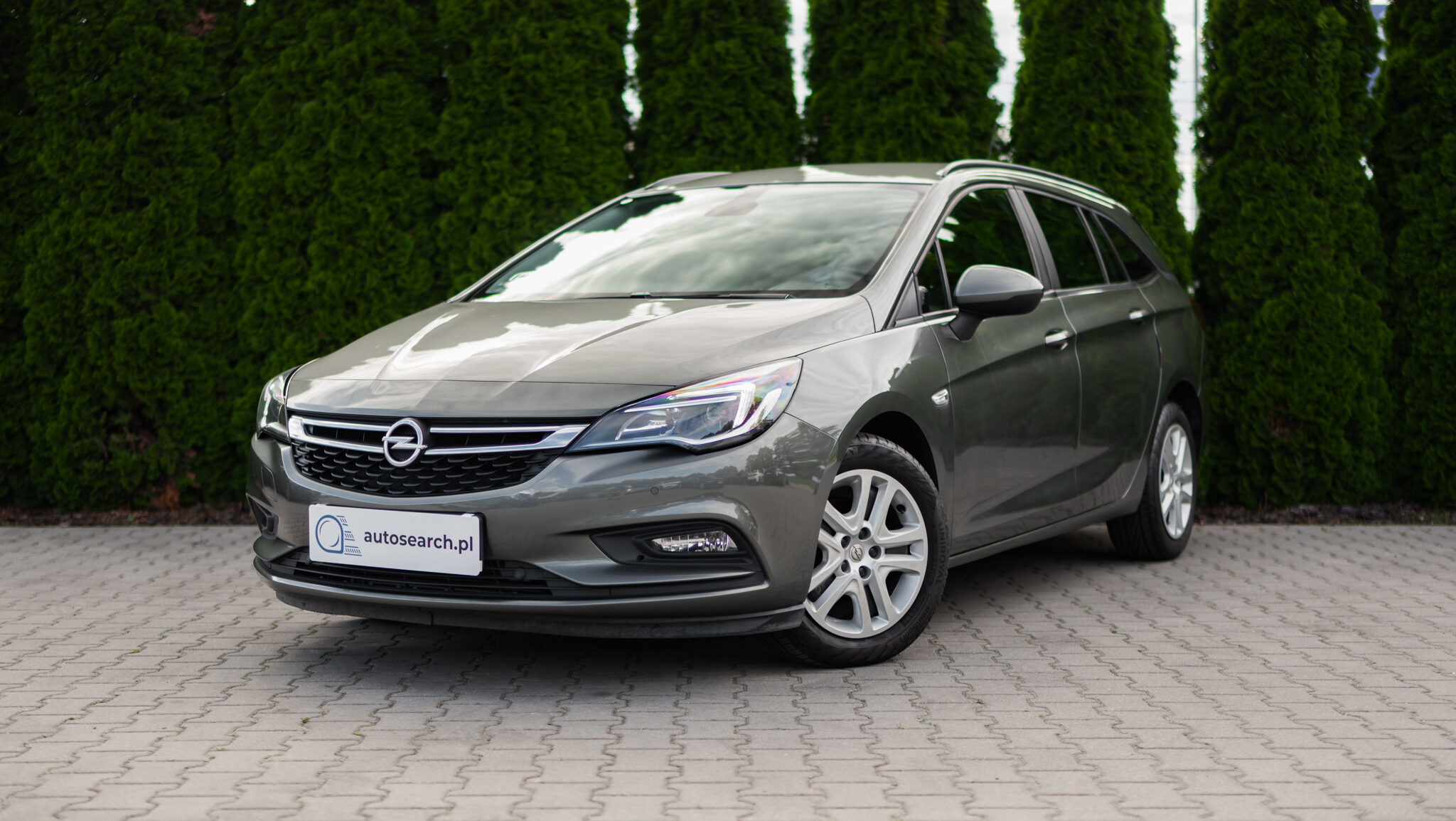 opel-astra-sports-tourer-1-4-turbo-ecotec-150-grey-2017-1