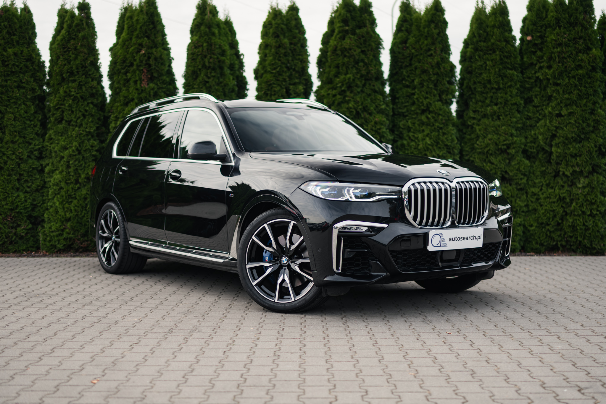 bmw-x7-xdrive40d-m-sport-sapphire-black-2022-3