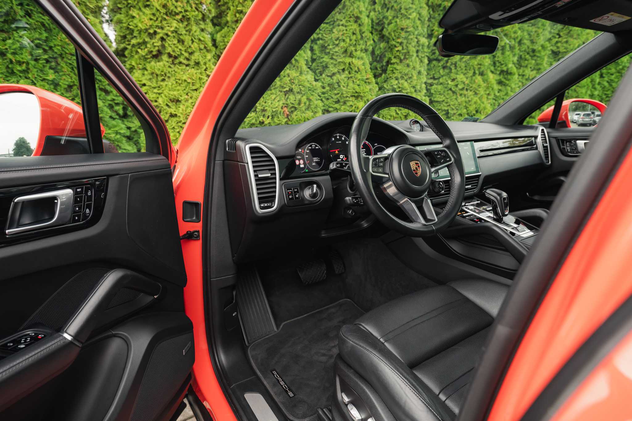 porsche-cayenne-coupe-lava-orange-2019-9