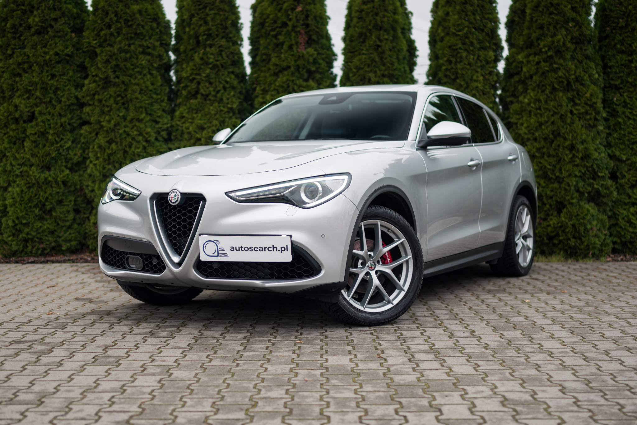 alfa-romeo-stelvio-2-0-280-q4-silverstone-grey-1
