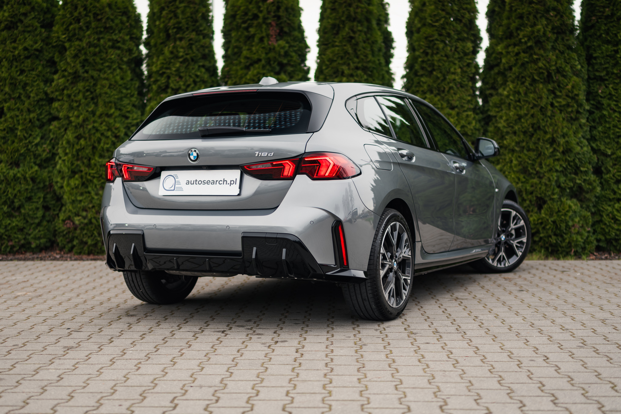 bmw-118d-m-sport-skyscraper-grey-2024-4