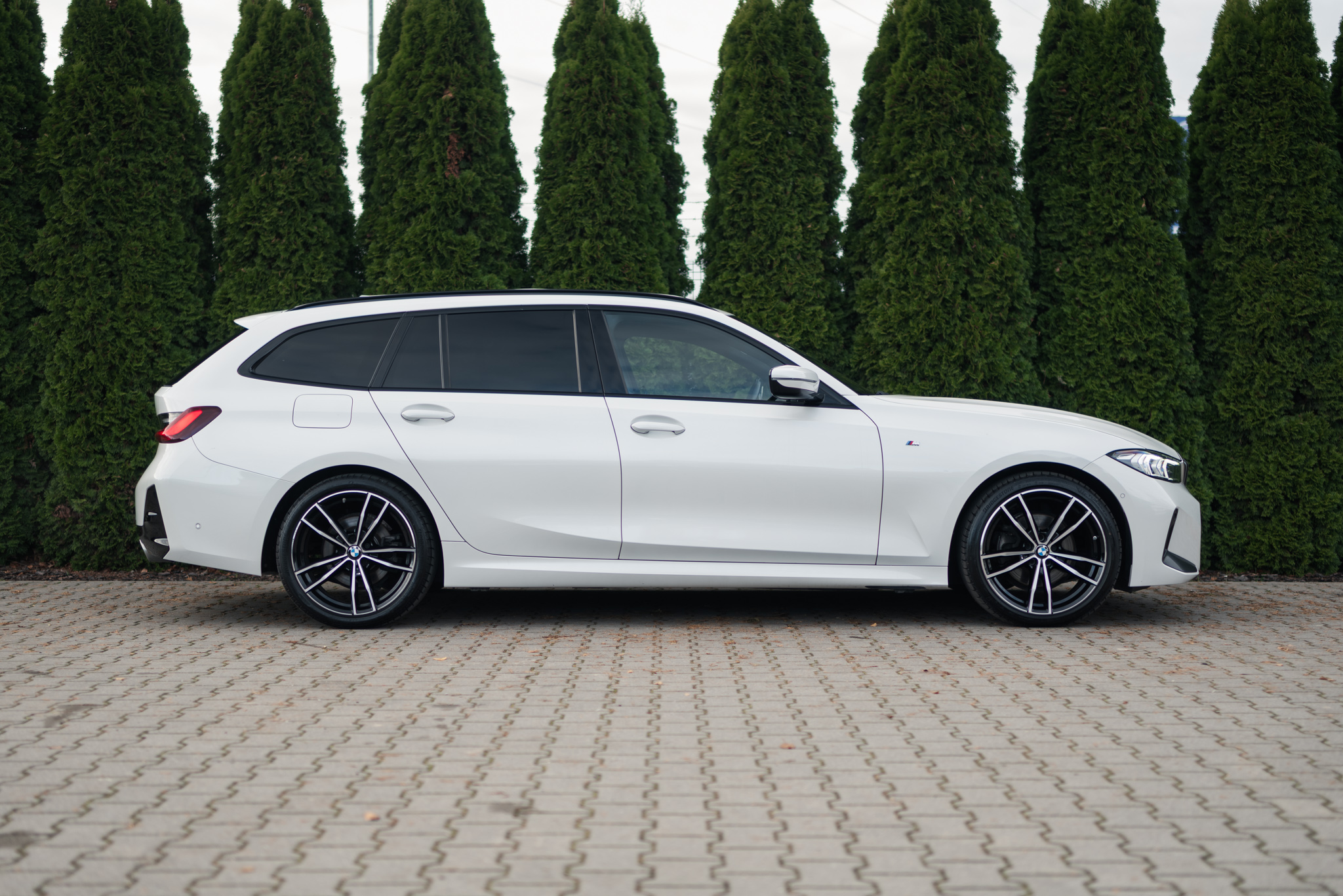 bmw-320d-xdrive-g21-lci-touring-m-sport-mineral-white-2023-8