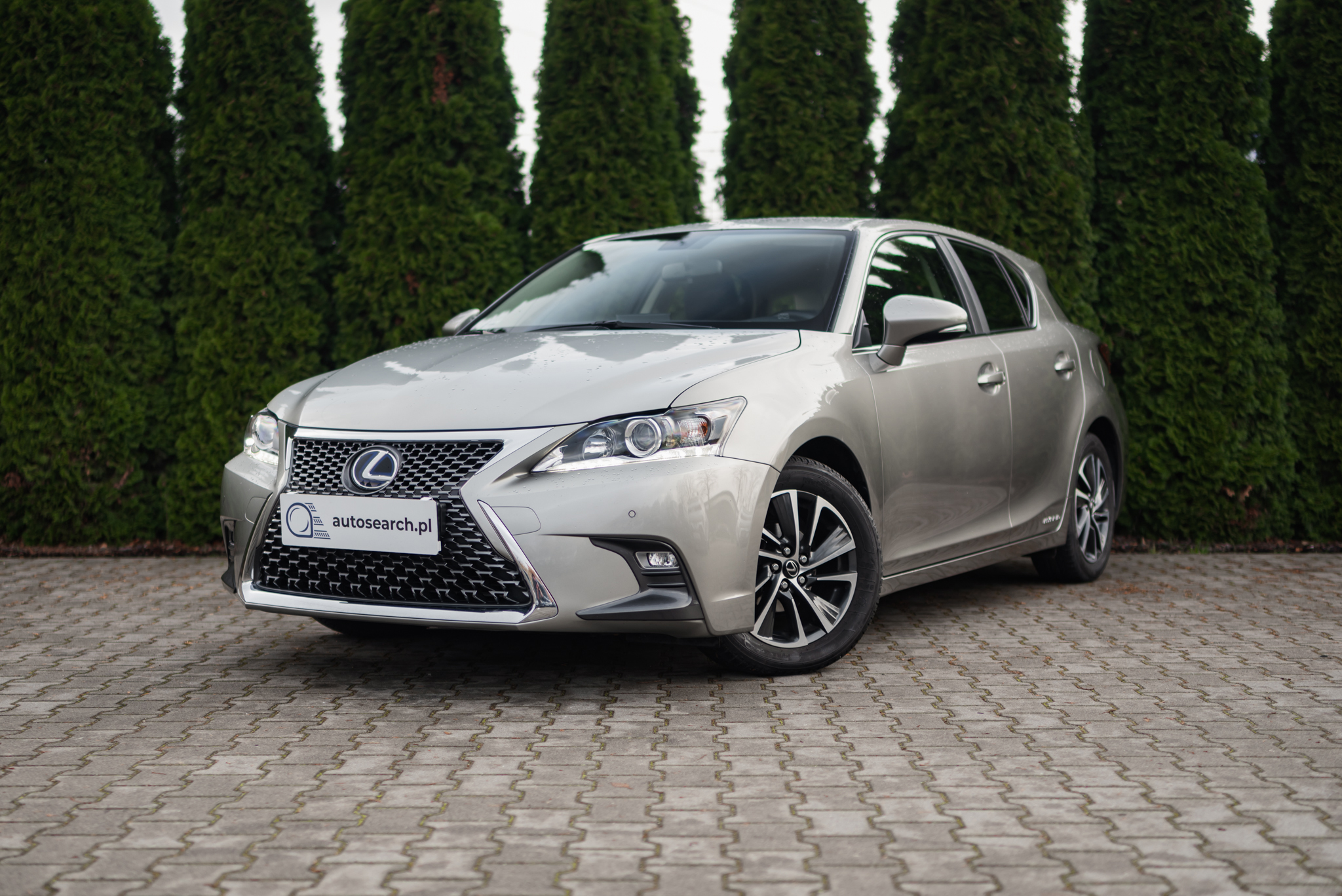 lexus-ct-200h-titanium-silver-2018-1