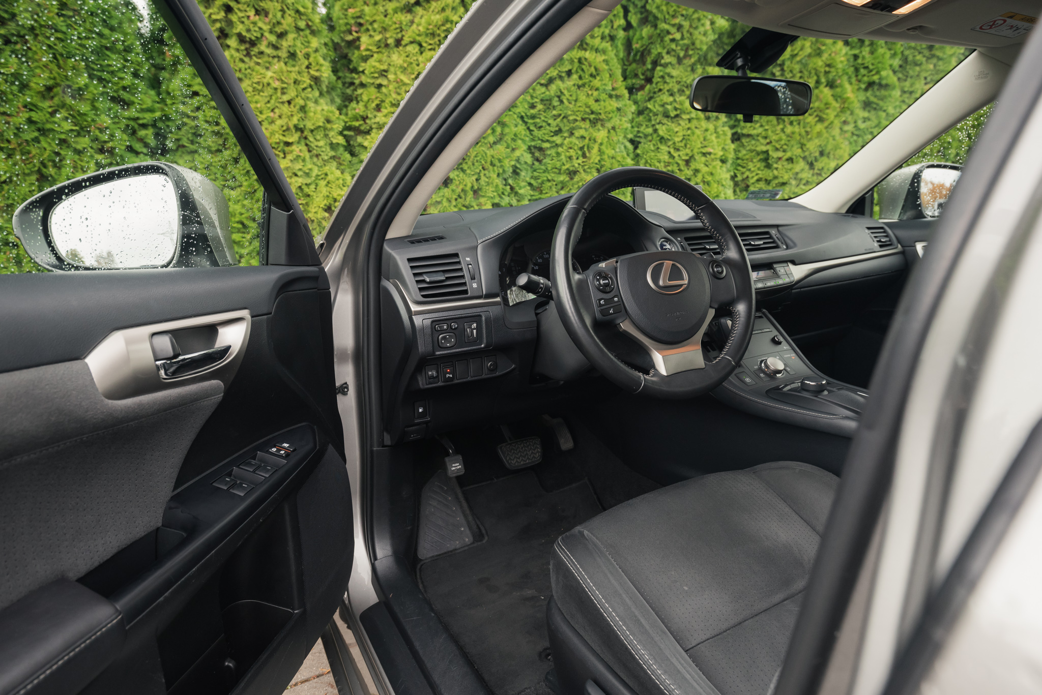 lexus-ct-200h-titanium-silver-2018-9