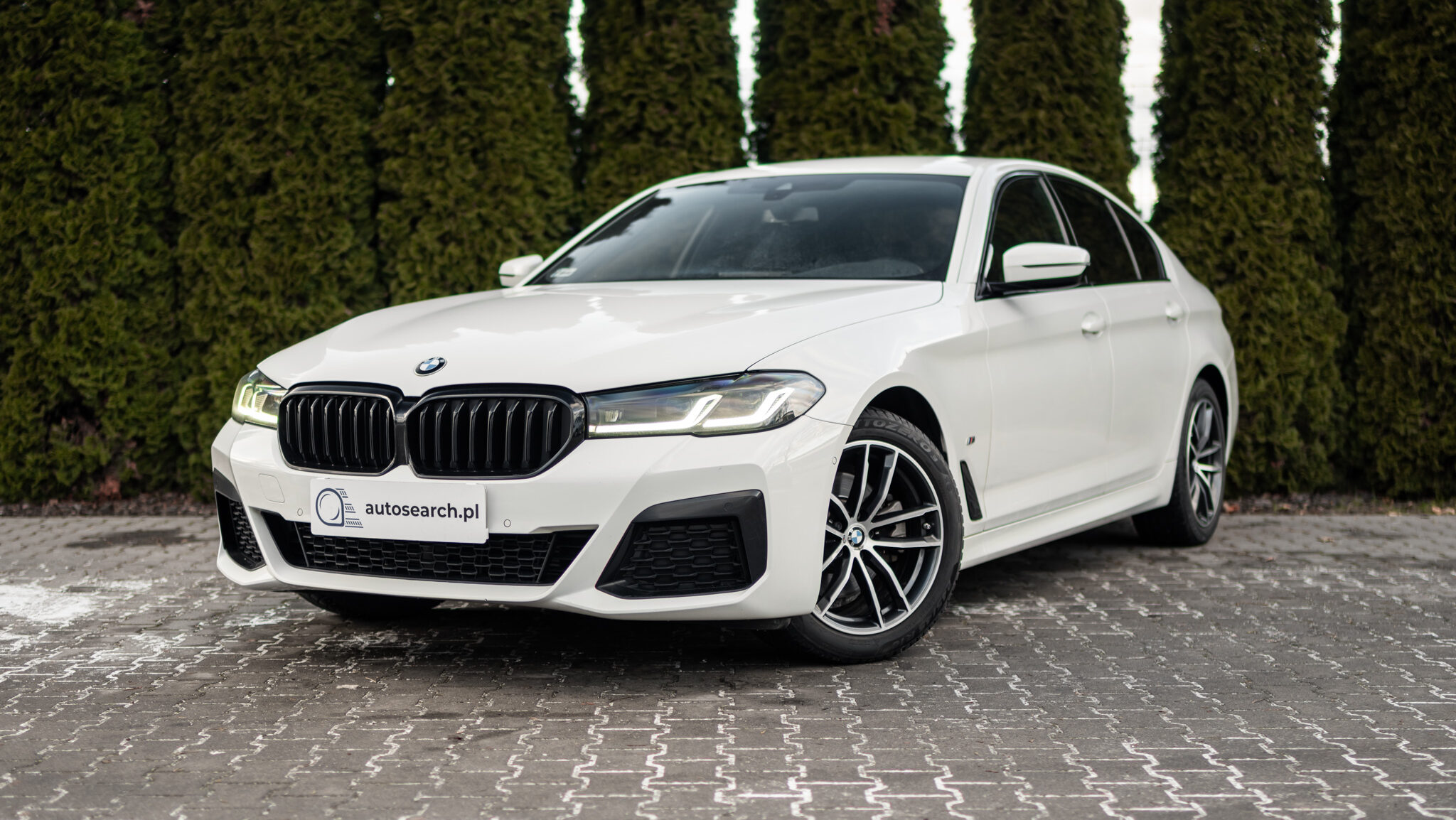 bmw-520d-xdrive-m-sport-lci-alpine-white-2020-1