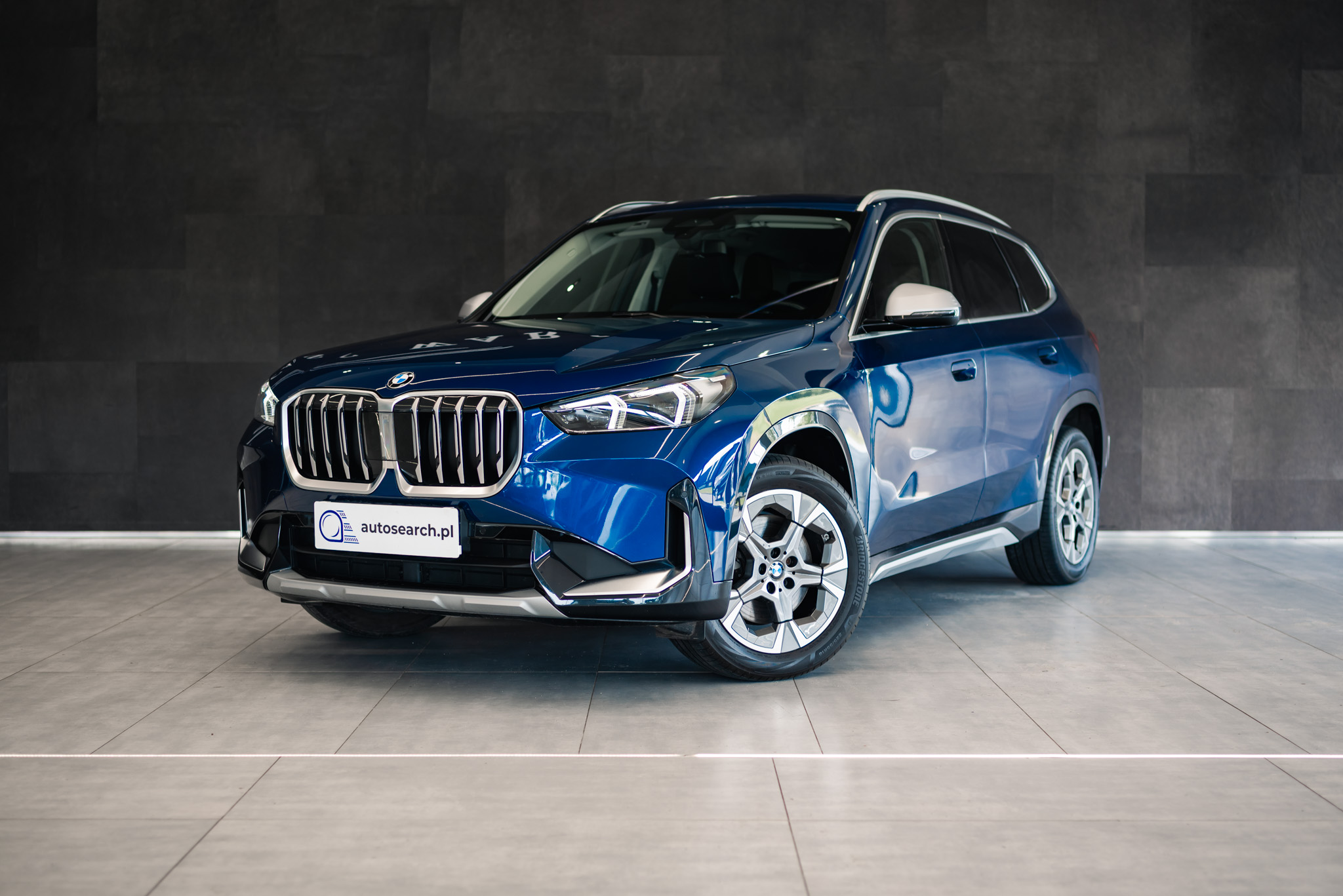 bmw-x1-xdrive23d-x-line-phytonic-blue-2023-1