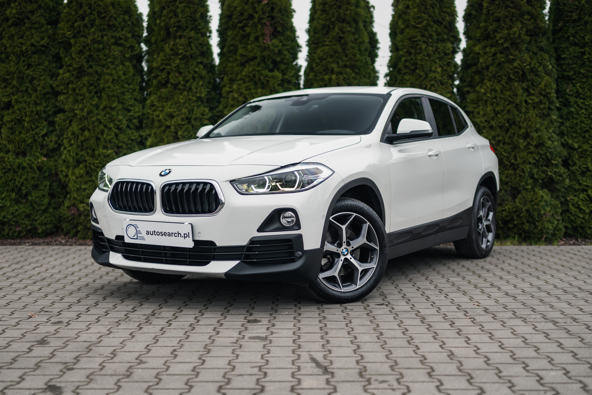 bmw-x2-sdrive18d-white-1
