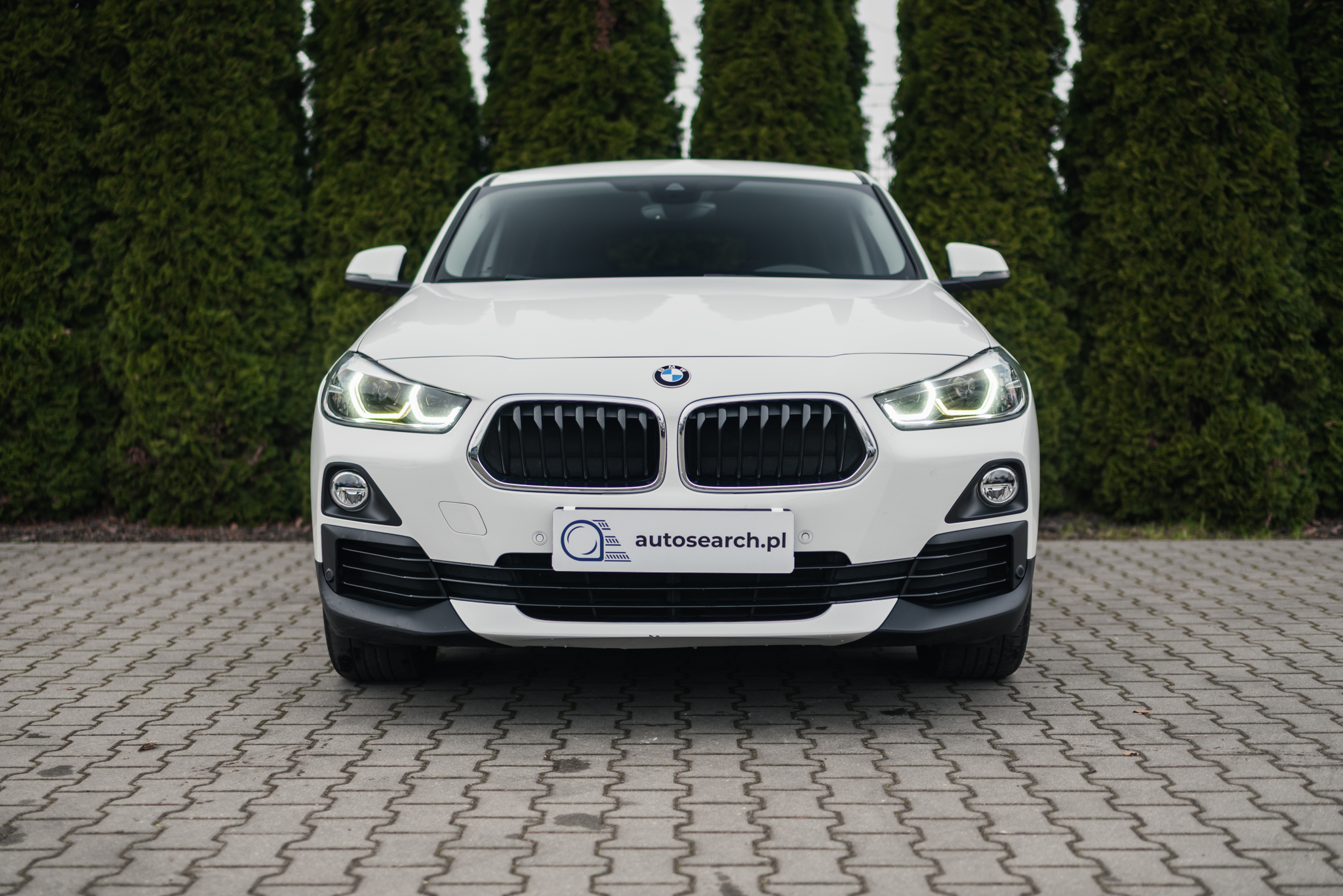 bmw-x2-sdrive18d-white-2