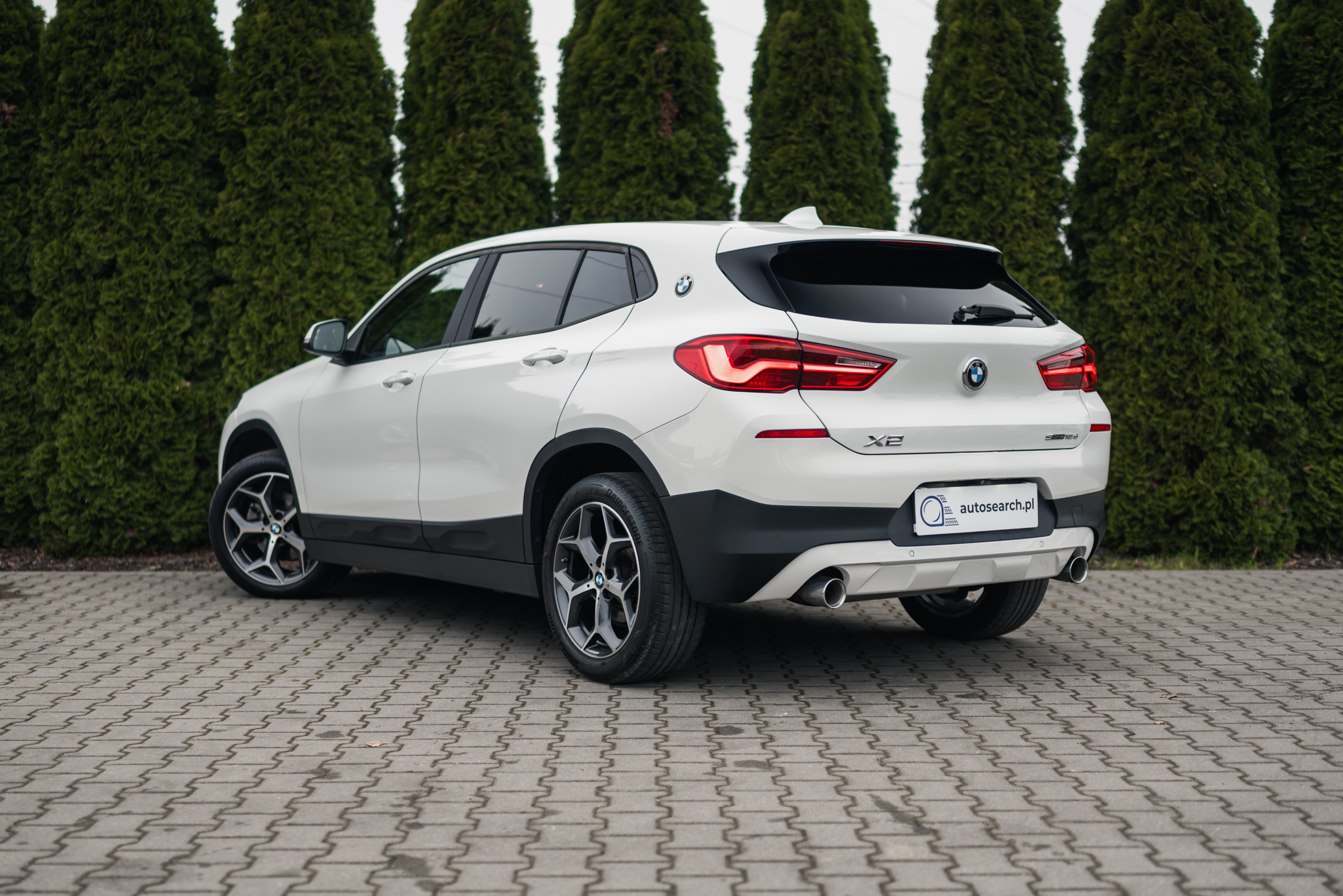 bmw-x2-sdrive18d-white-6