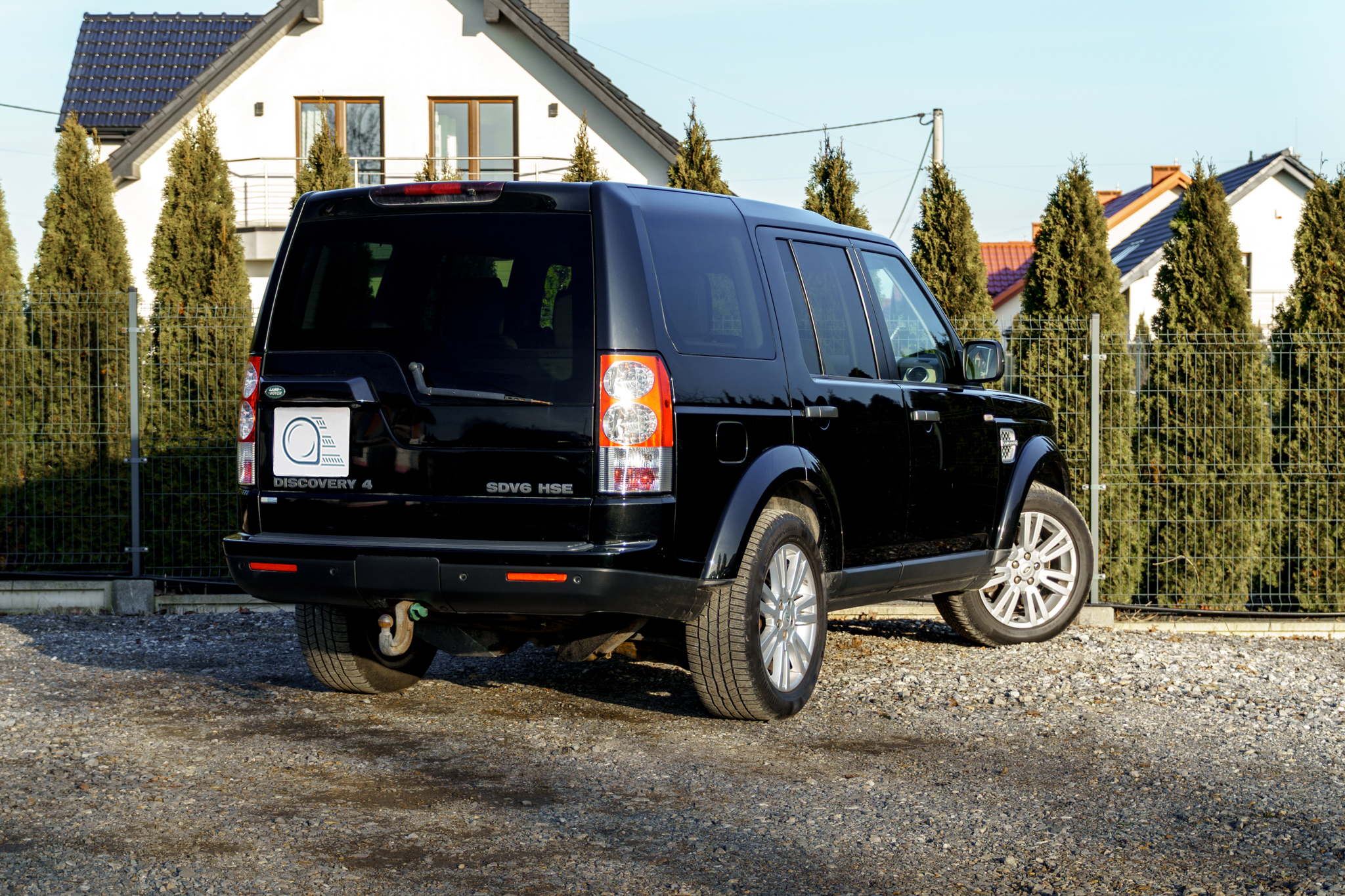 land-rover-discovery-4-2011-04