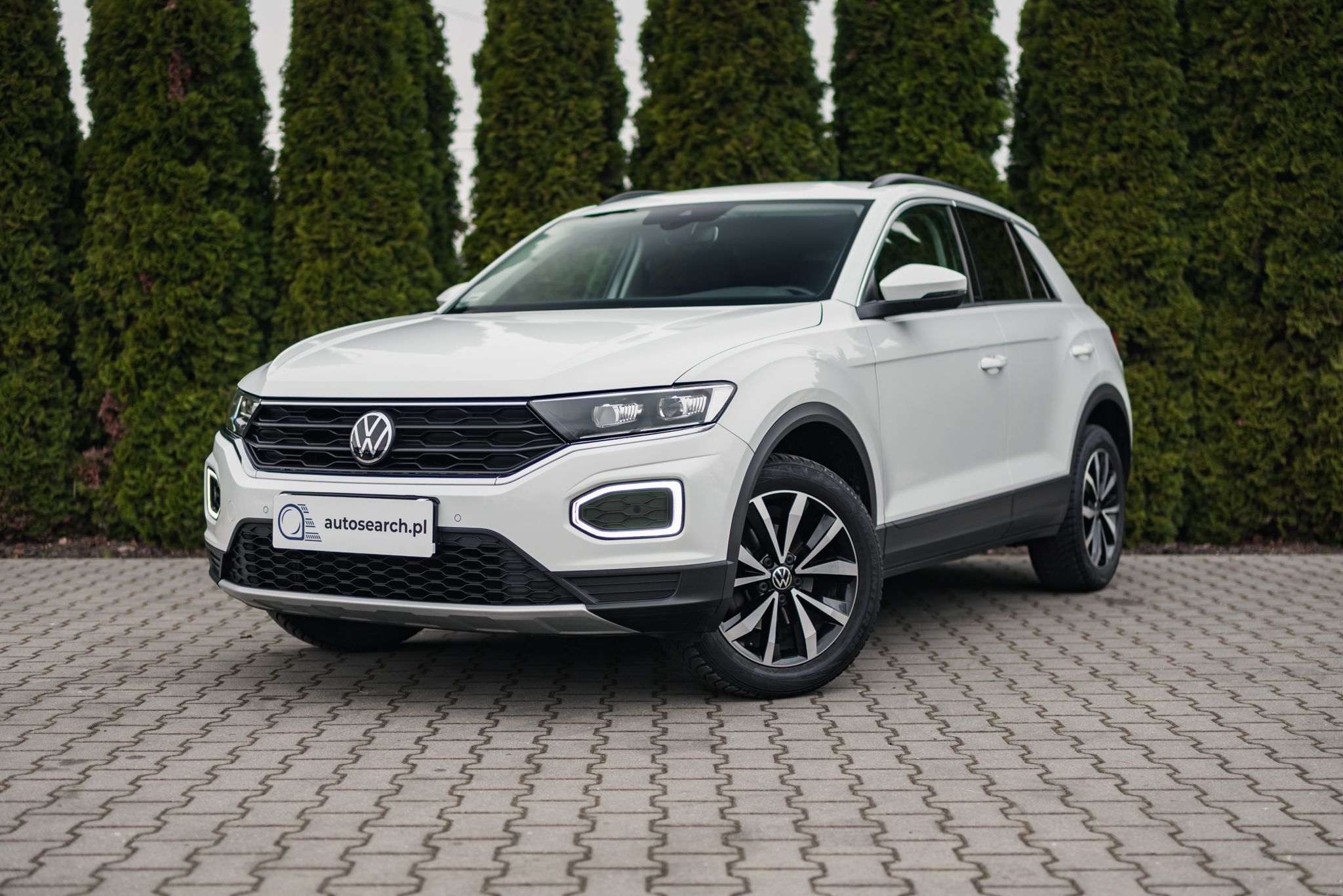 volkswagen-t-roc-tsi-dsg-white-1