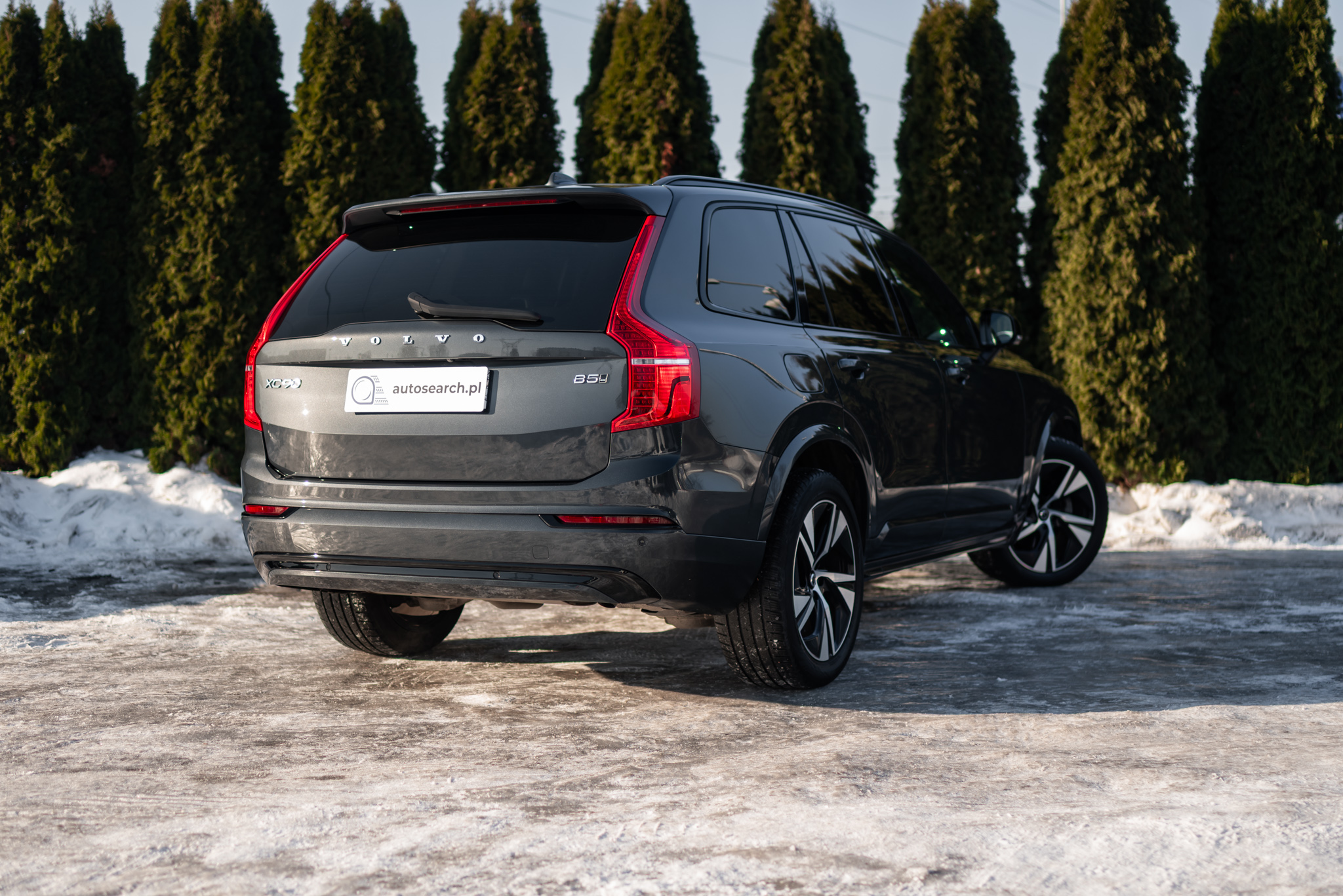 volvo-xc90-b5-diesel-awd-r-design-savile-grey-2022-4