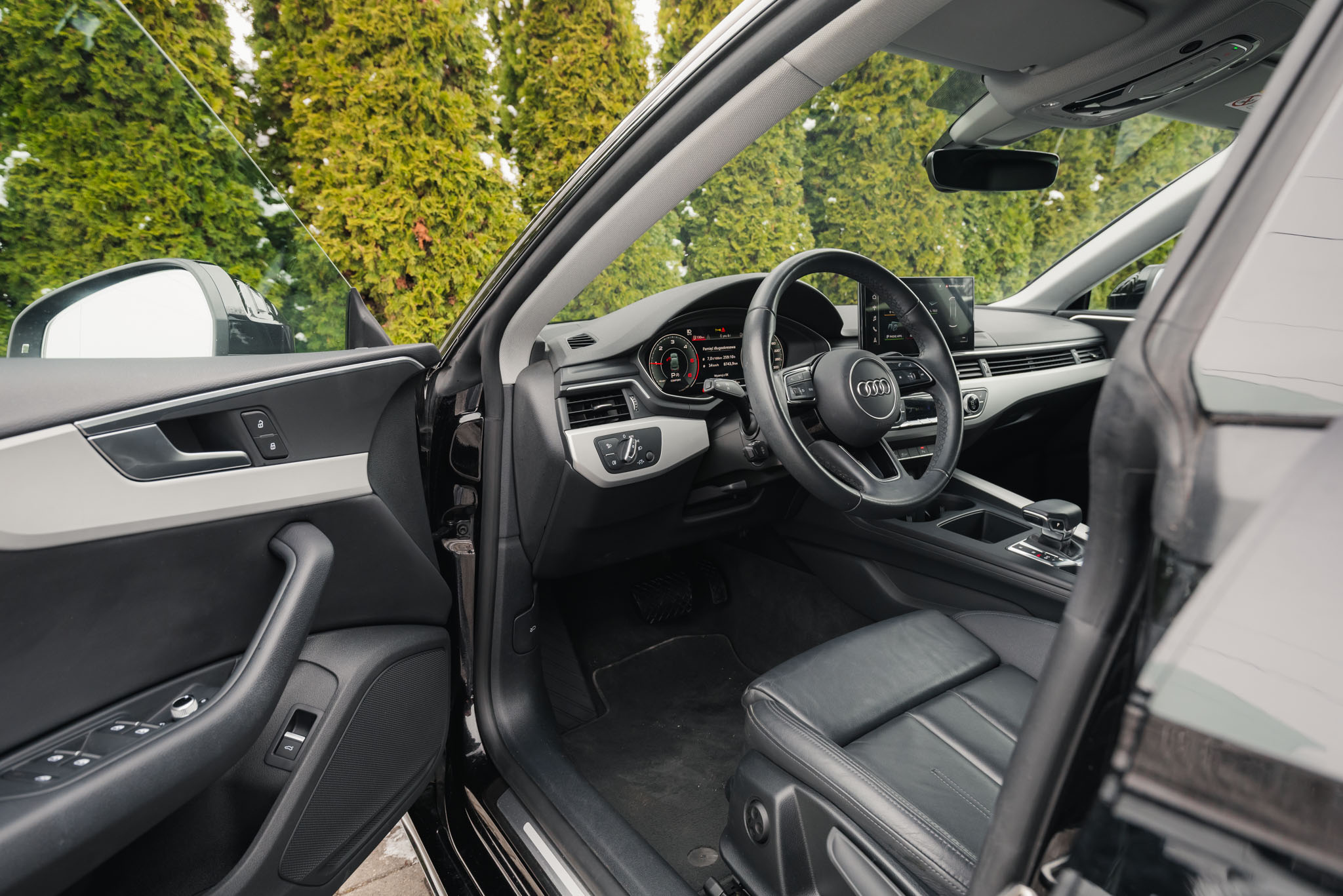 audi-a5-sportback-40-tdi-s-tronic-brilliant-black-2023-9