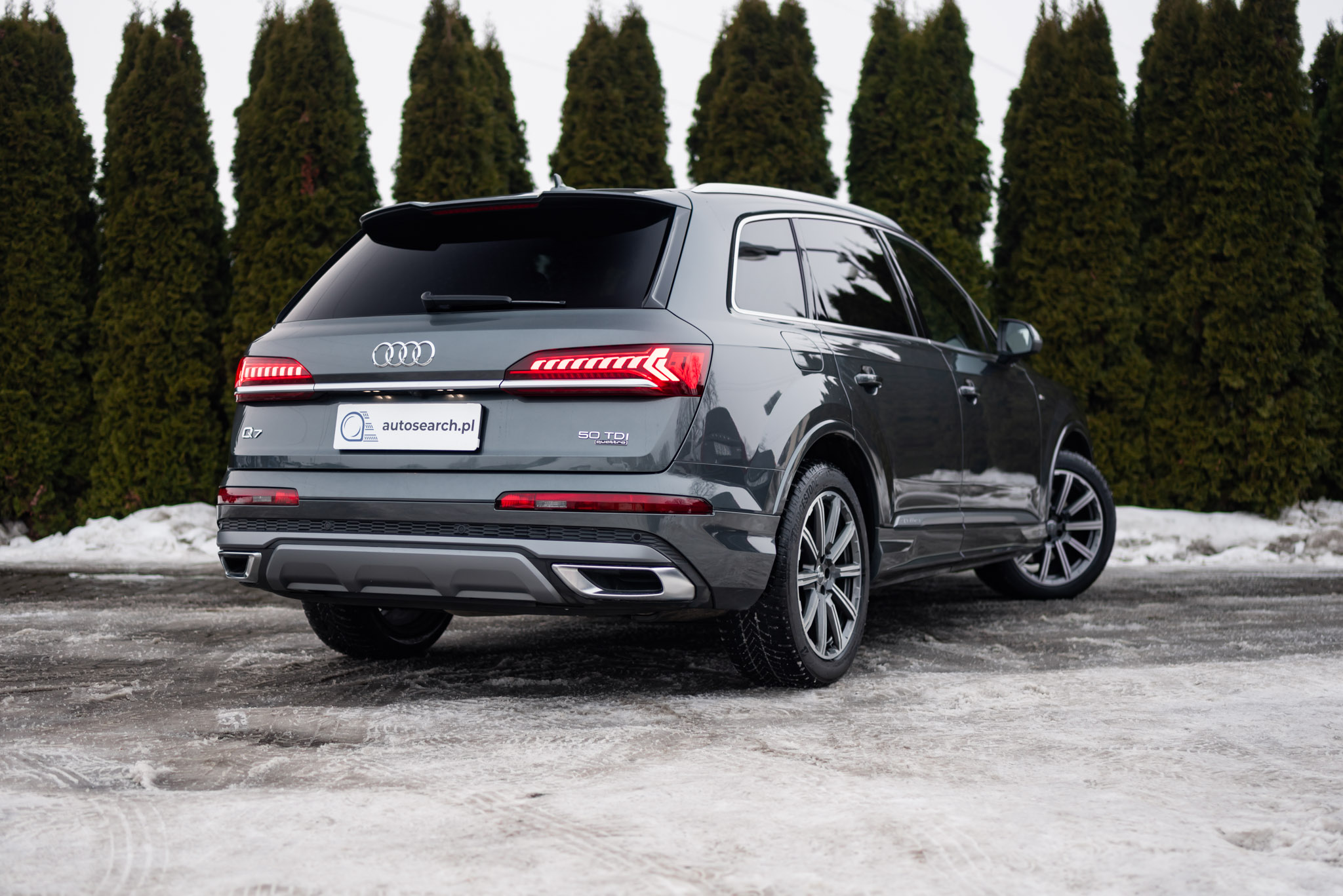 audi-q7-50-tdi-quattro-s-line-grey-2020-4