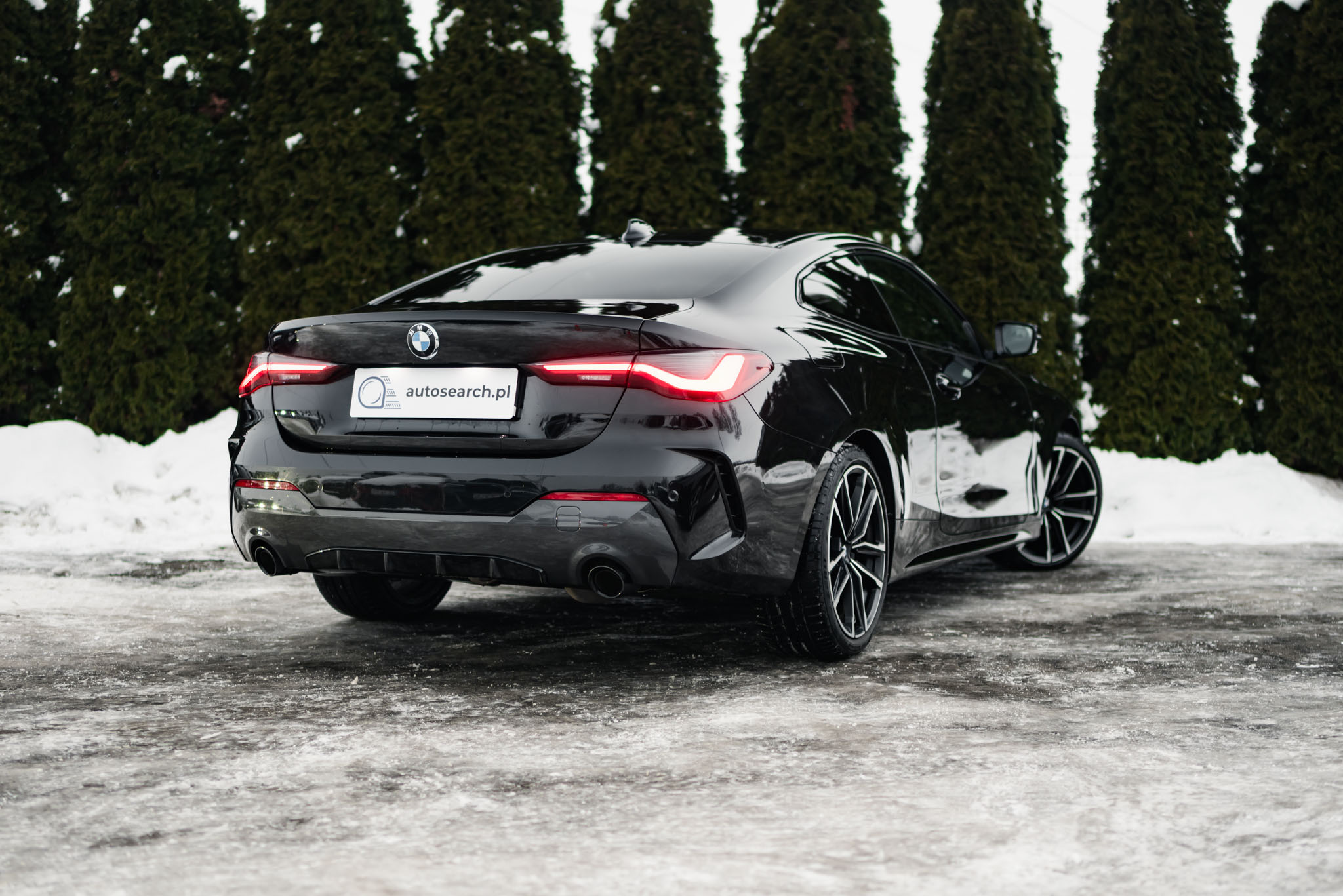 bmw-420d-xdrive-coupe-m-sport-sapphire-black-2020-4