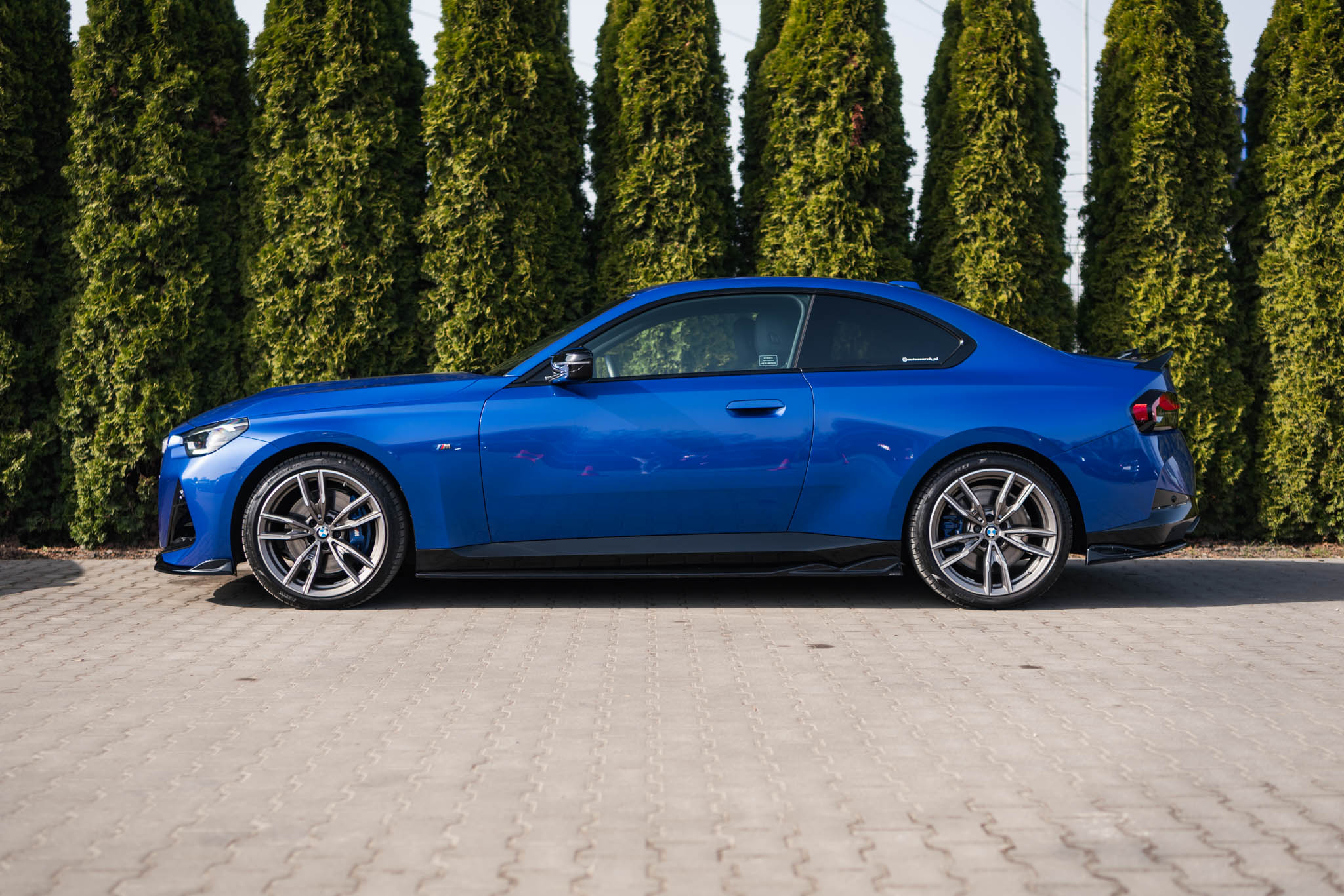 bmw-m240i-coupe-lci-xdrive-portimao-blue-2023-7