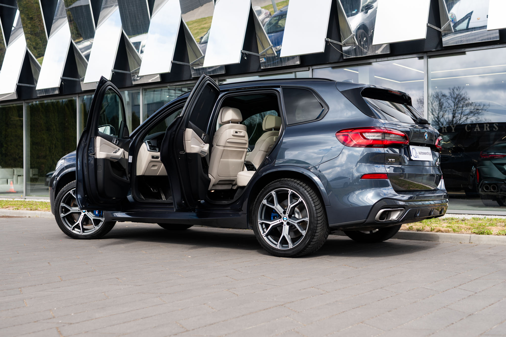 bmw-x5-m50d-arctic-grey-IG-10