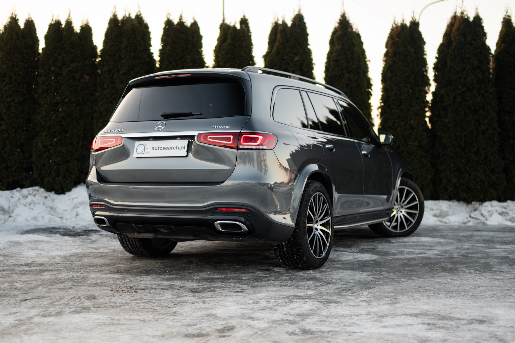 mercedes-gls-400d-4matic-selenite-grey-amg-line-2021-4