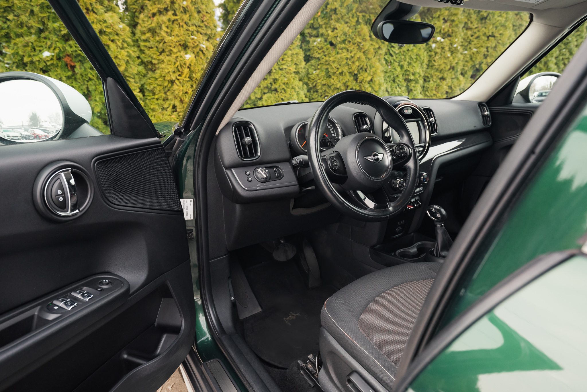 mini-countryman-cooper-d-all4-british-racing-green-2017-9