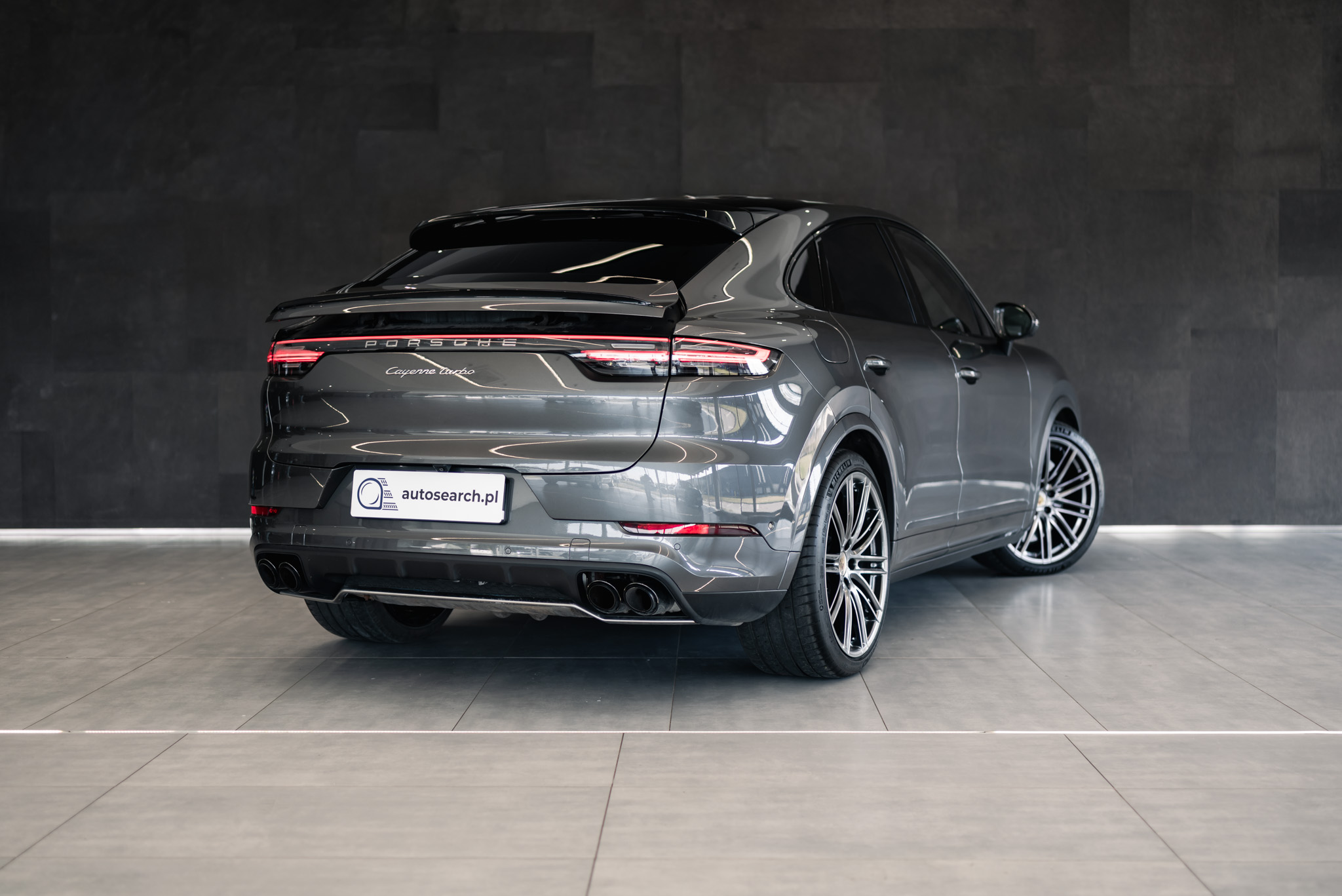 porsche-cayenne-coupe-turbo-grey-2021-4