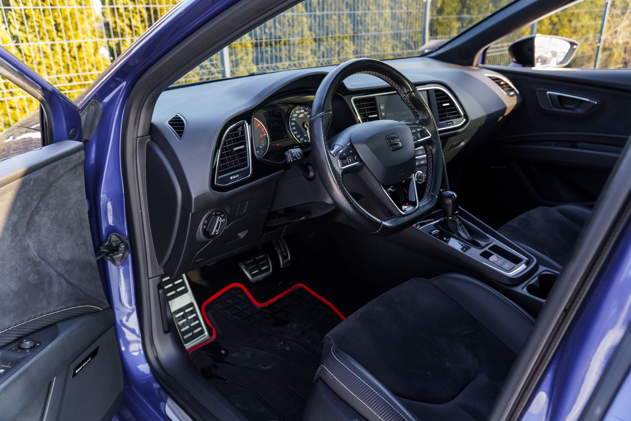 seat-leon-cupra-2017-09