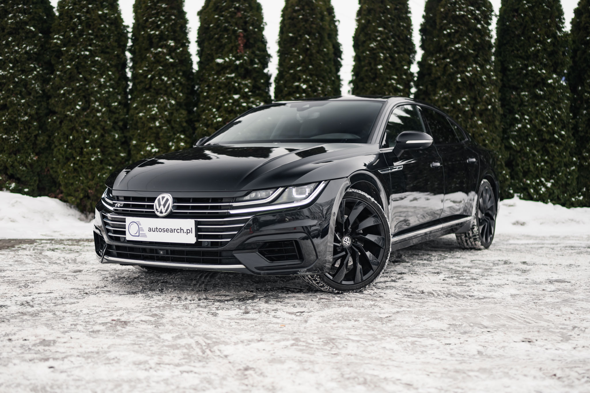 volkswagen-arteon-2-0-tsi-280-4motion-dsg-r-line-deep-black-2018-1