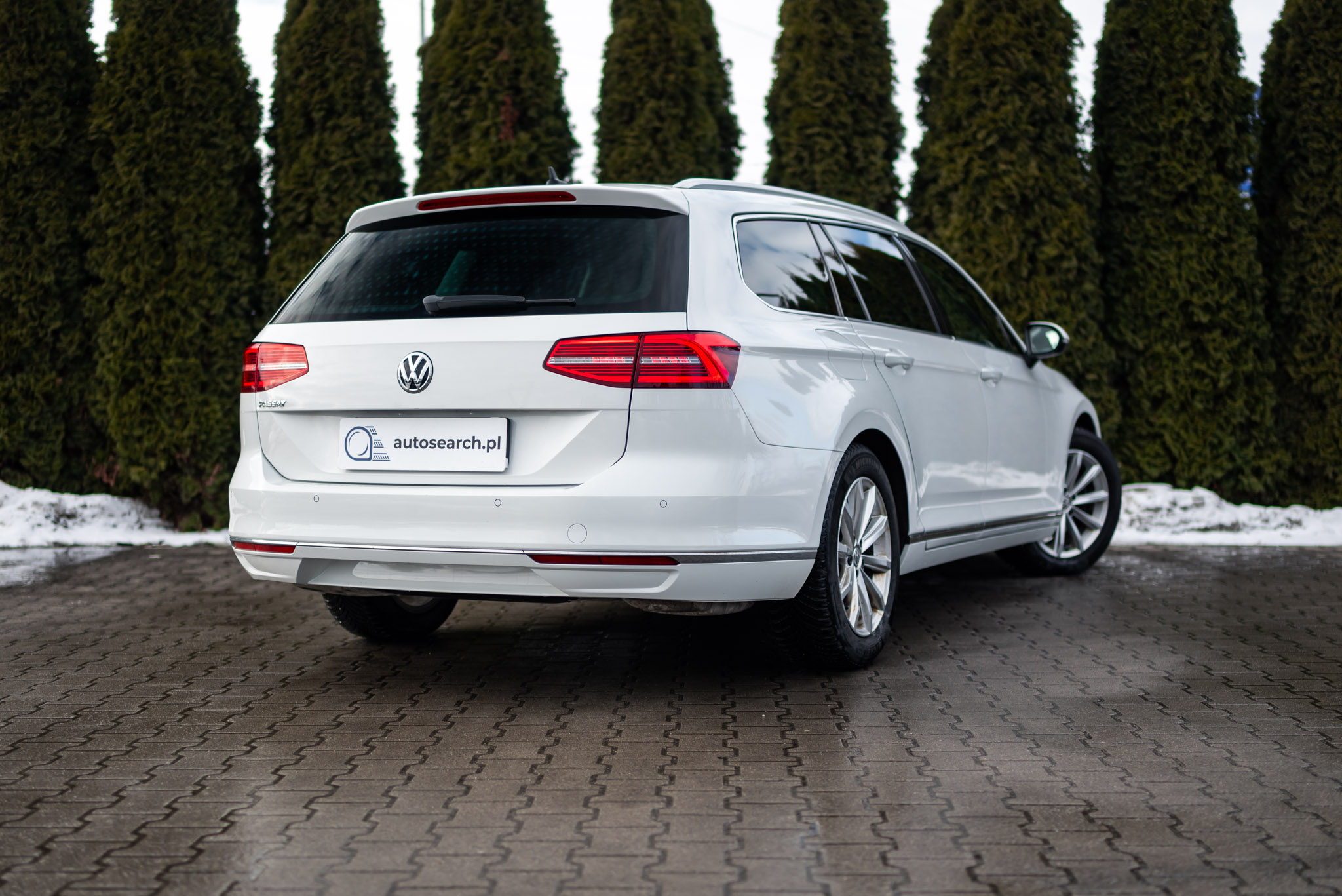 volkswagen-passat-variant-1-5-tsi-dsg-white-2019-4