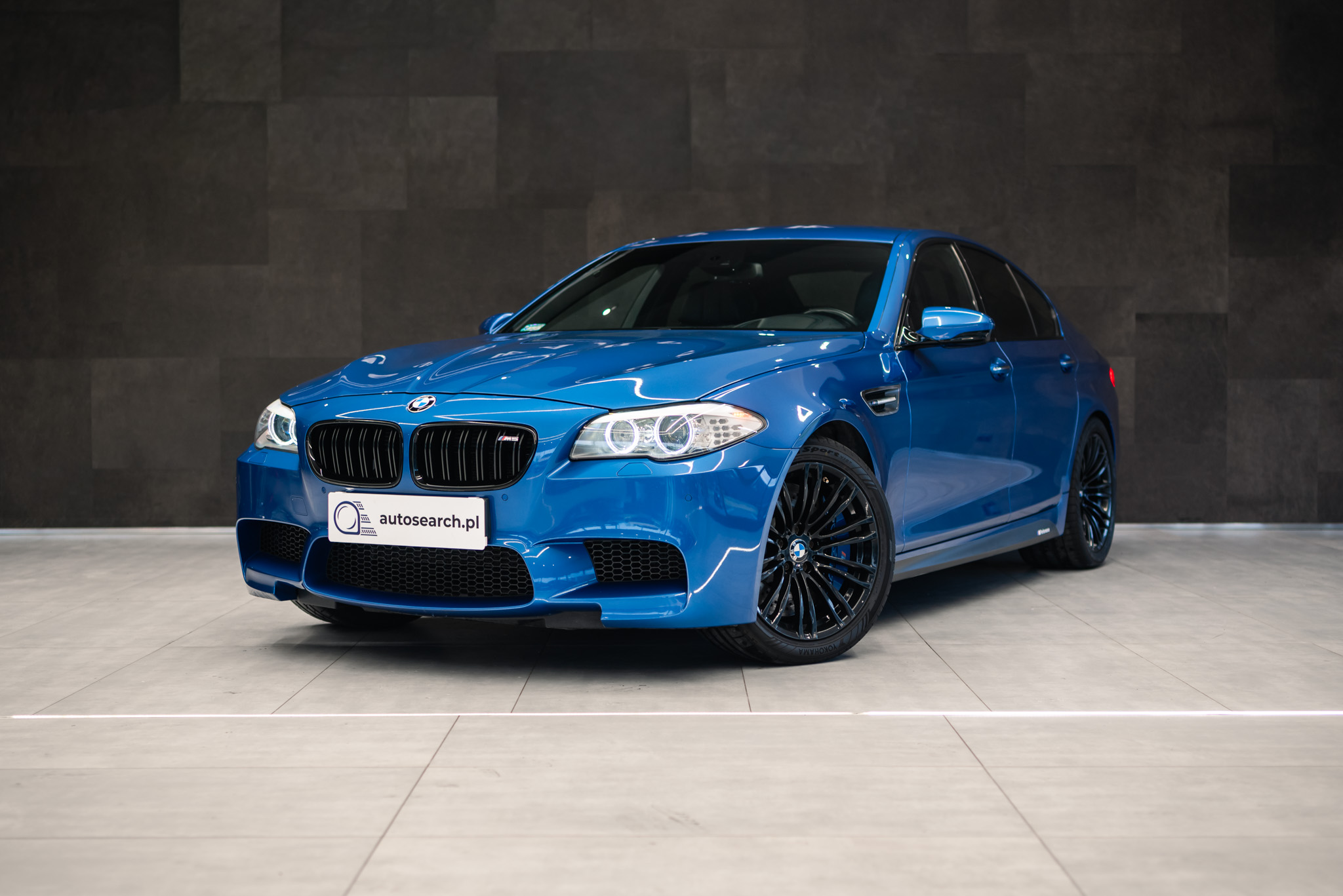 bmw-m5-f10-monte-carlo-blue-1