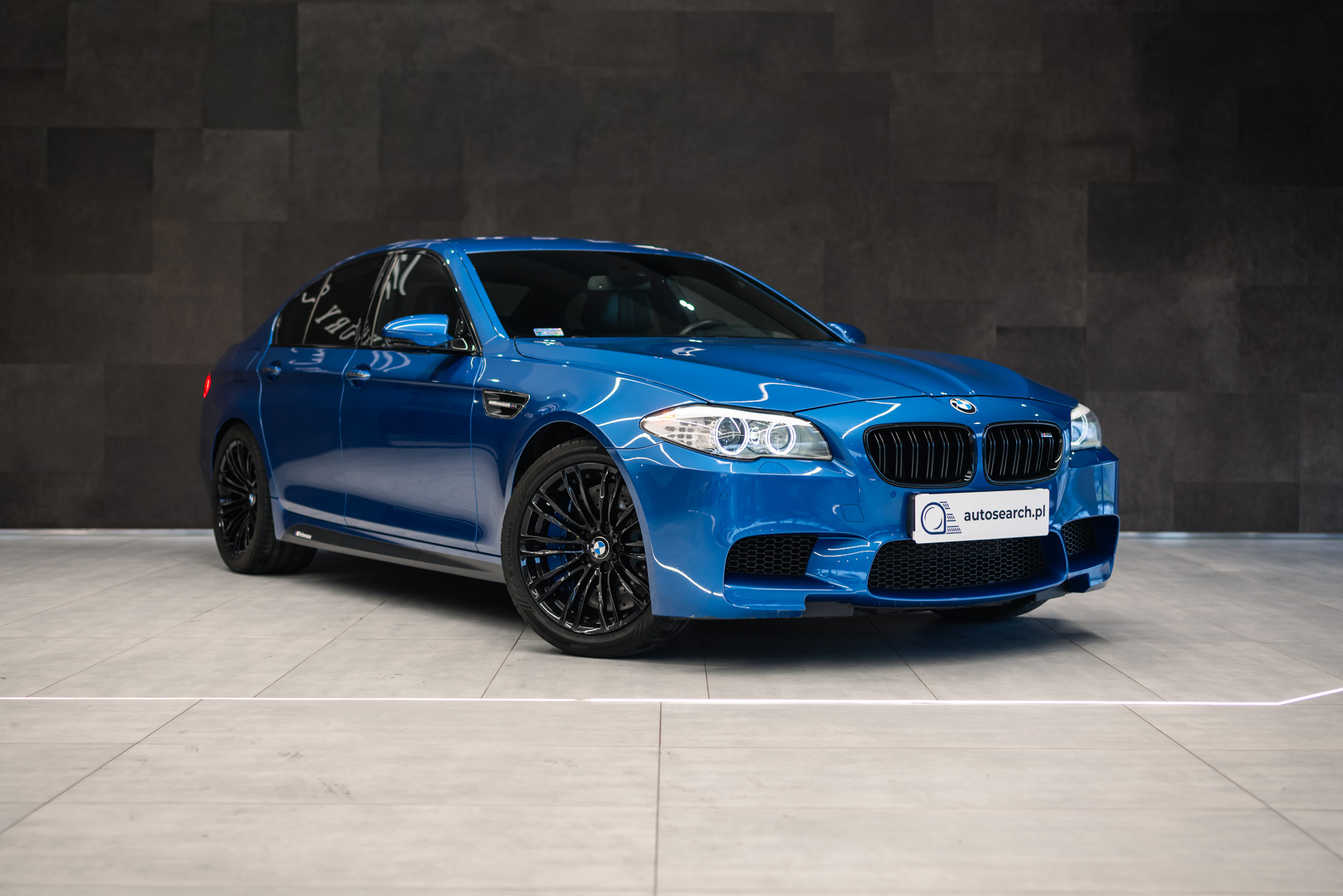 bmw-m5-f10-monte-carlo-blue-3
