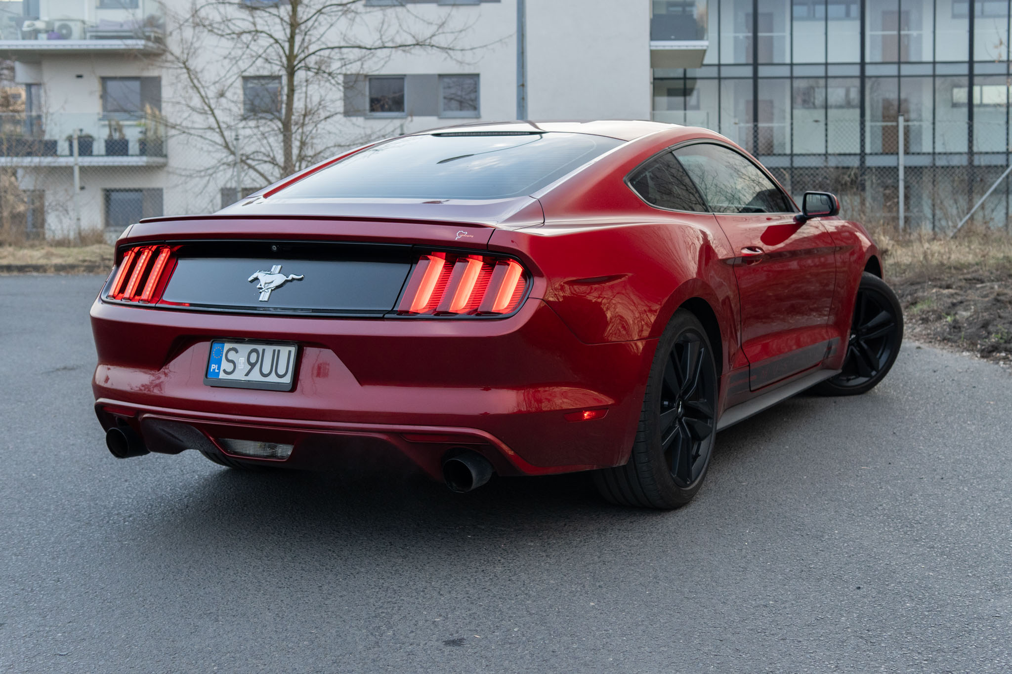 ford-mustang-3.7-v6-2015-4