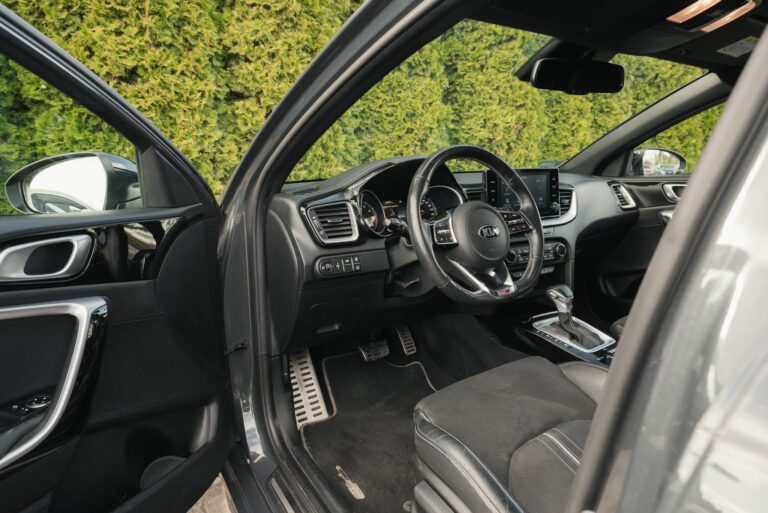kia-proceed-gt-line-grey-9