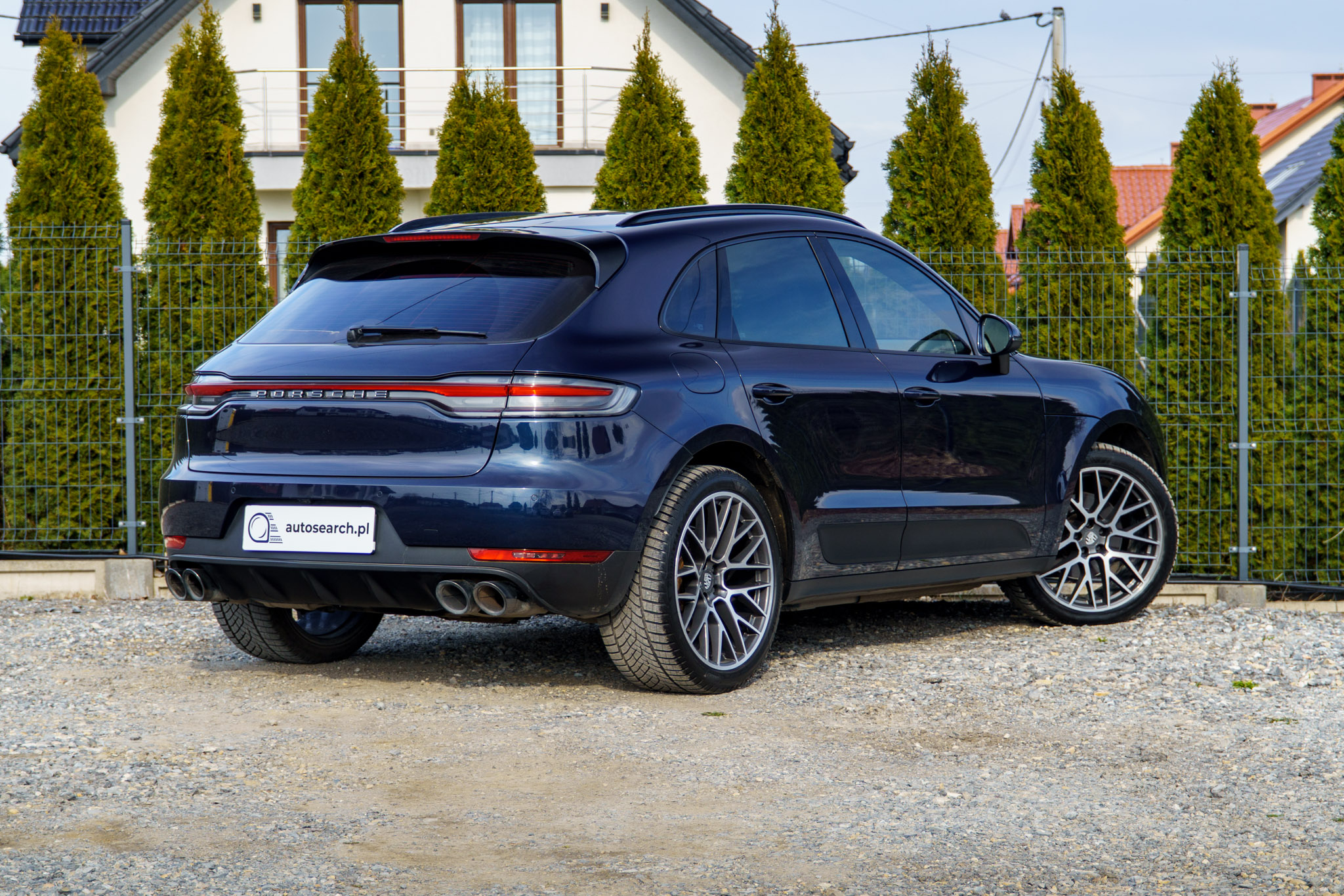 porsche-macan-granatowy-2019-4