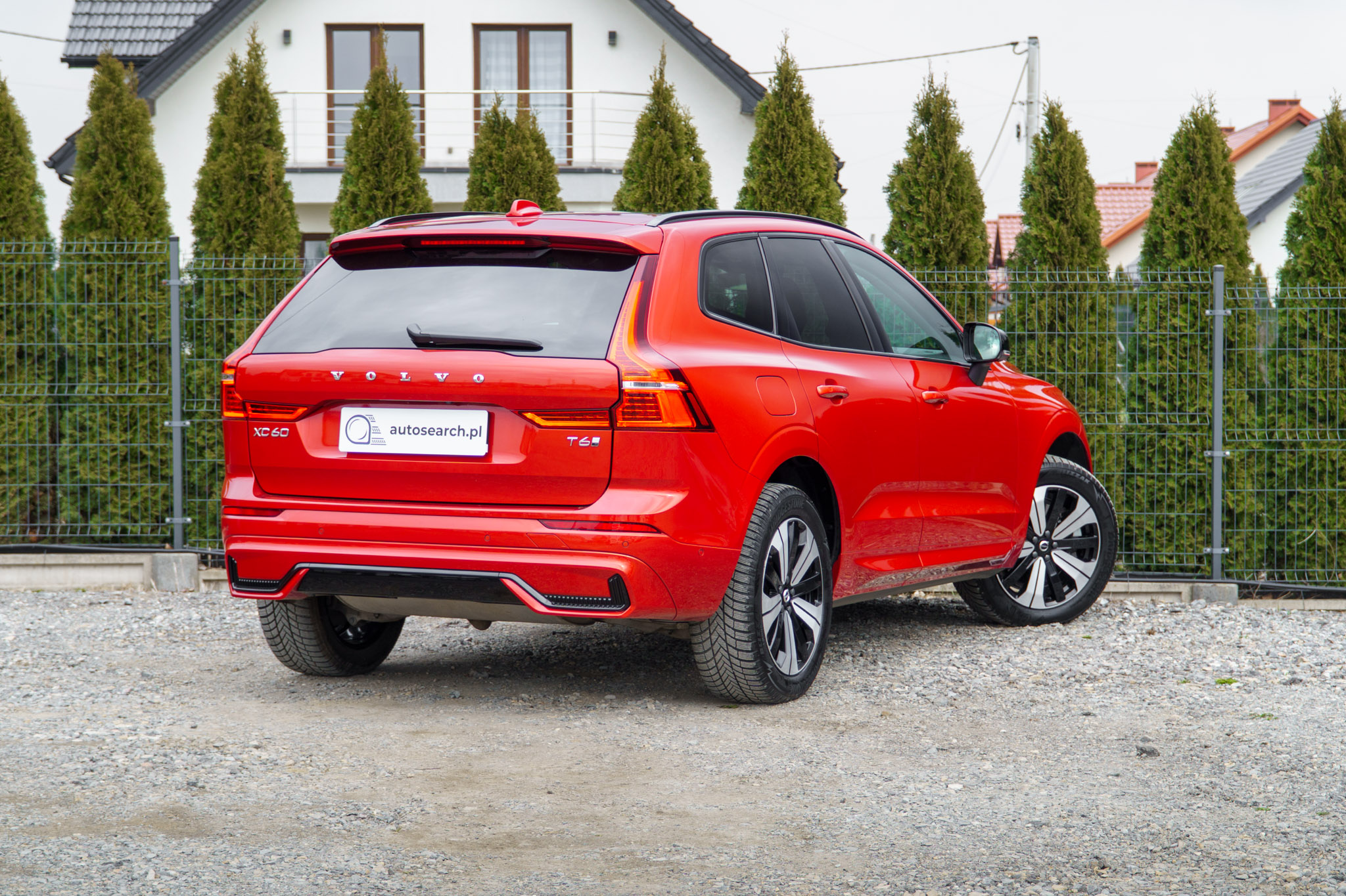 volvo-xc60-t6-2024-4