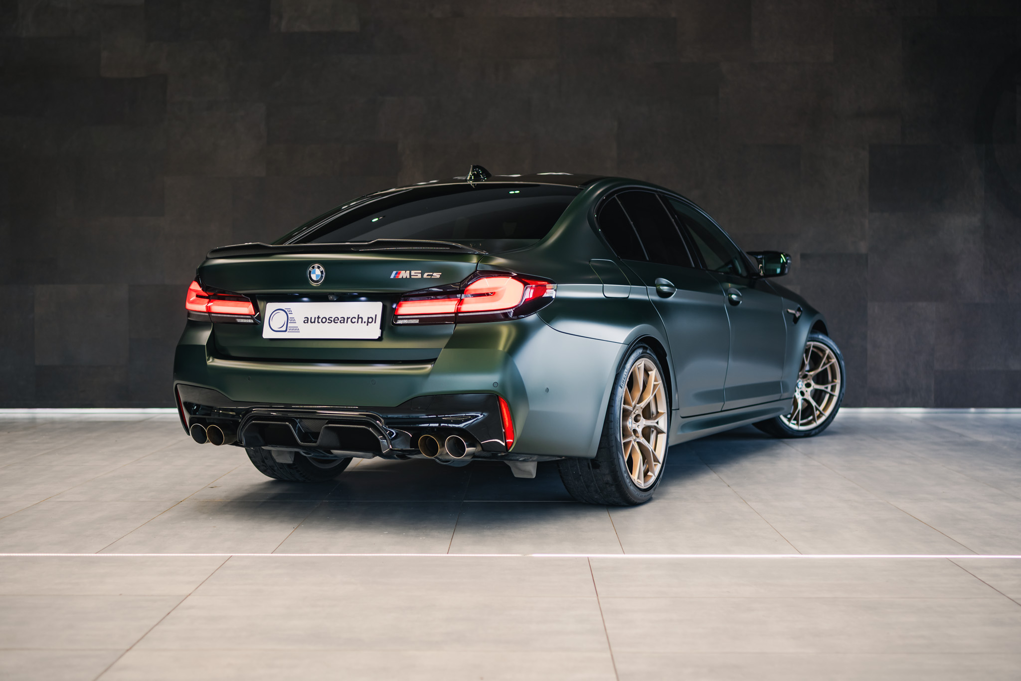 bmw-m5-cs-frozen-deep-green-2021-4