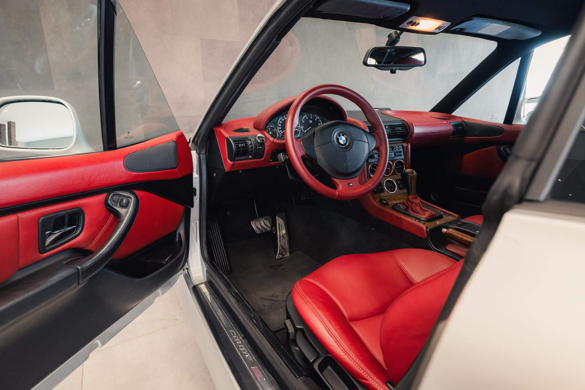 bmw-z3-coupe-3-0-i-titanium-silver-9