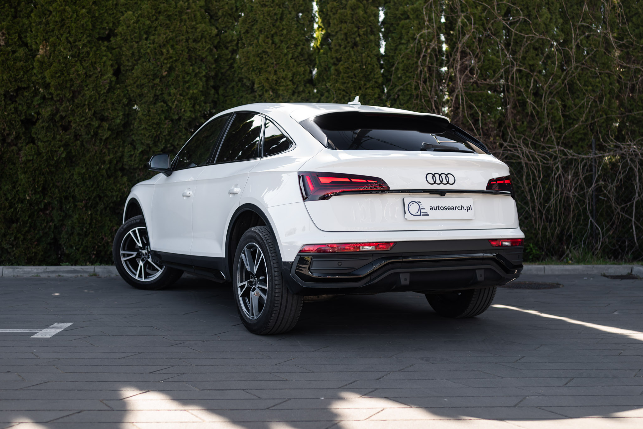 audi-q5-sportback-advanced-40-tdi-quattro-s-line-white-2023-7